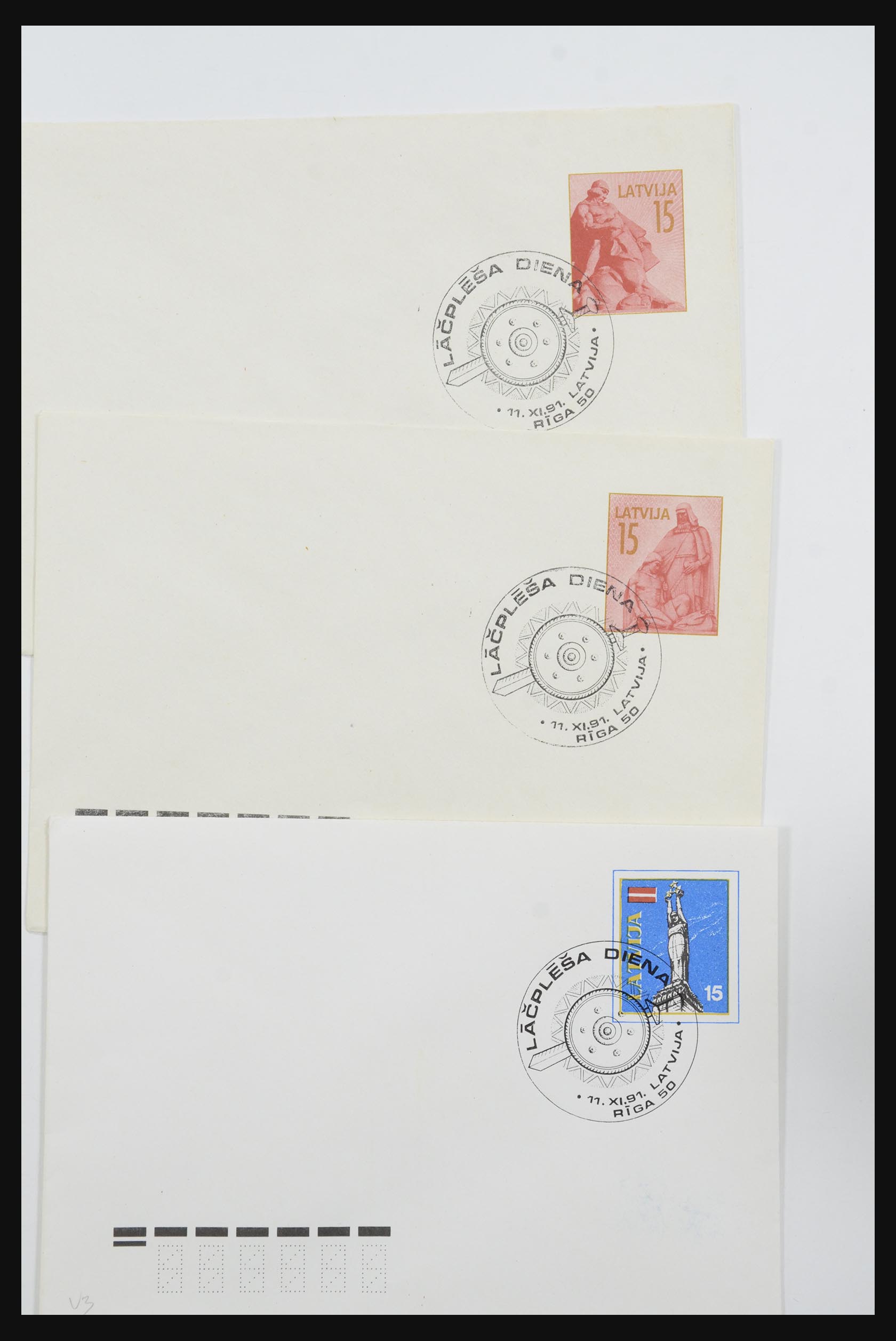 31584 062 - 31584 Latvia covers/FDC's and postal stationeries 1990-1992.