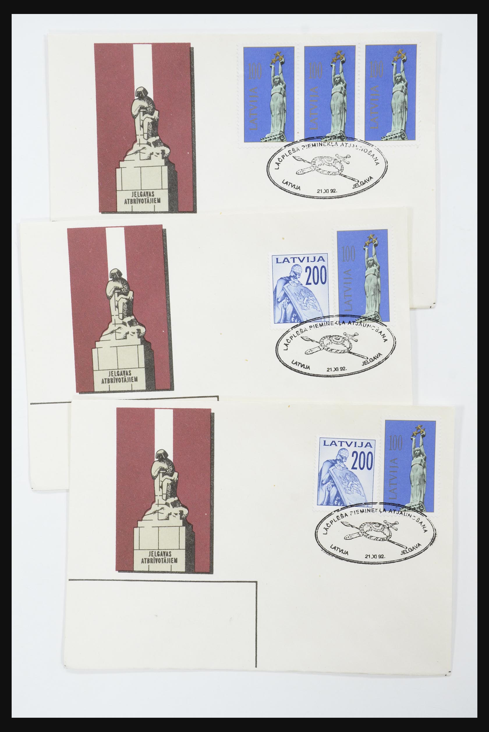31584 602 - 31584 Latvia covers/FDC's and postal stationeries 1990-1992.