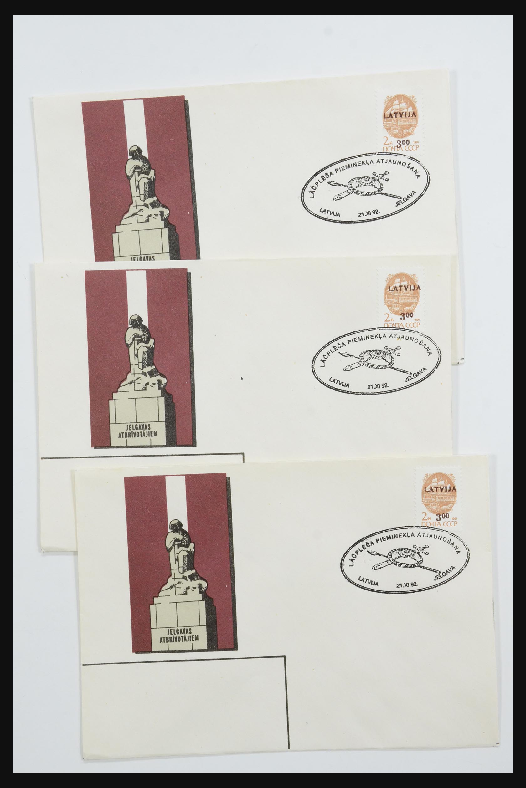 31584 604 - 31584 Latvia covers/FDC's and postal stationeries 1990-1992.