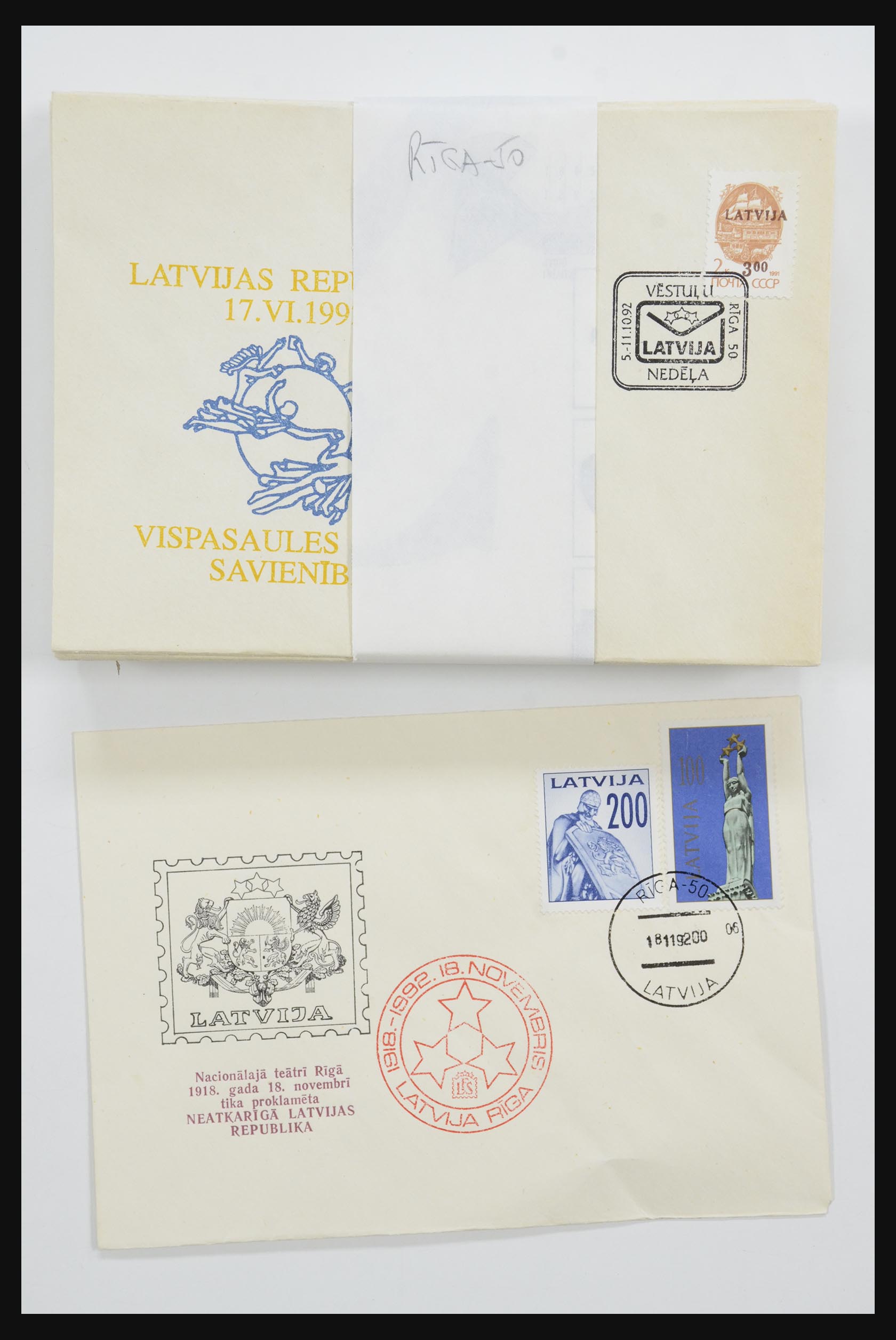31584 646 - 31584 Latvia covers/FDC's and postal stationeries 1990-1992.