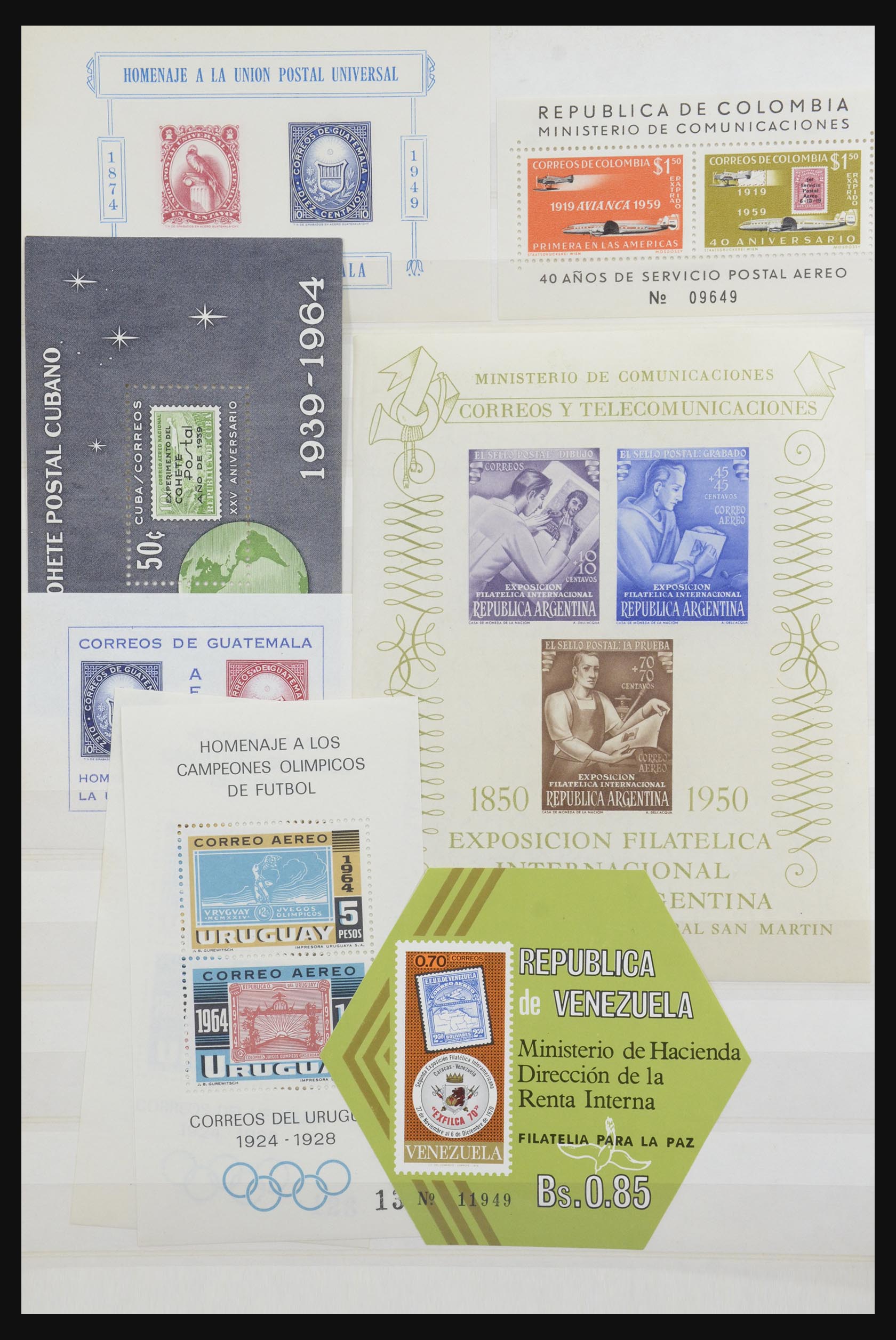 31652 006 - 31652 Motief: postzegel op postzegel 1940-1993.