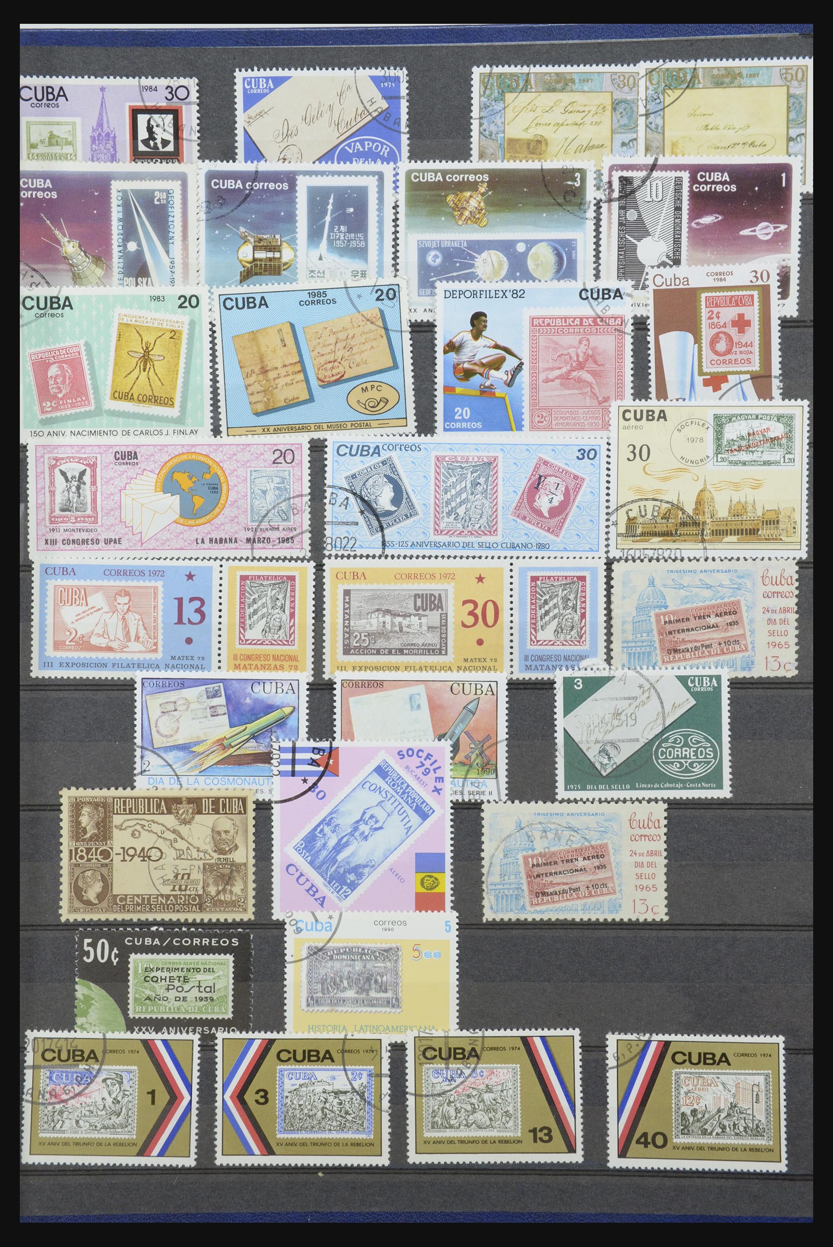 31652 056 - 31652 Motief: postzegel op postzegel 1940-1993.
