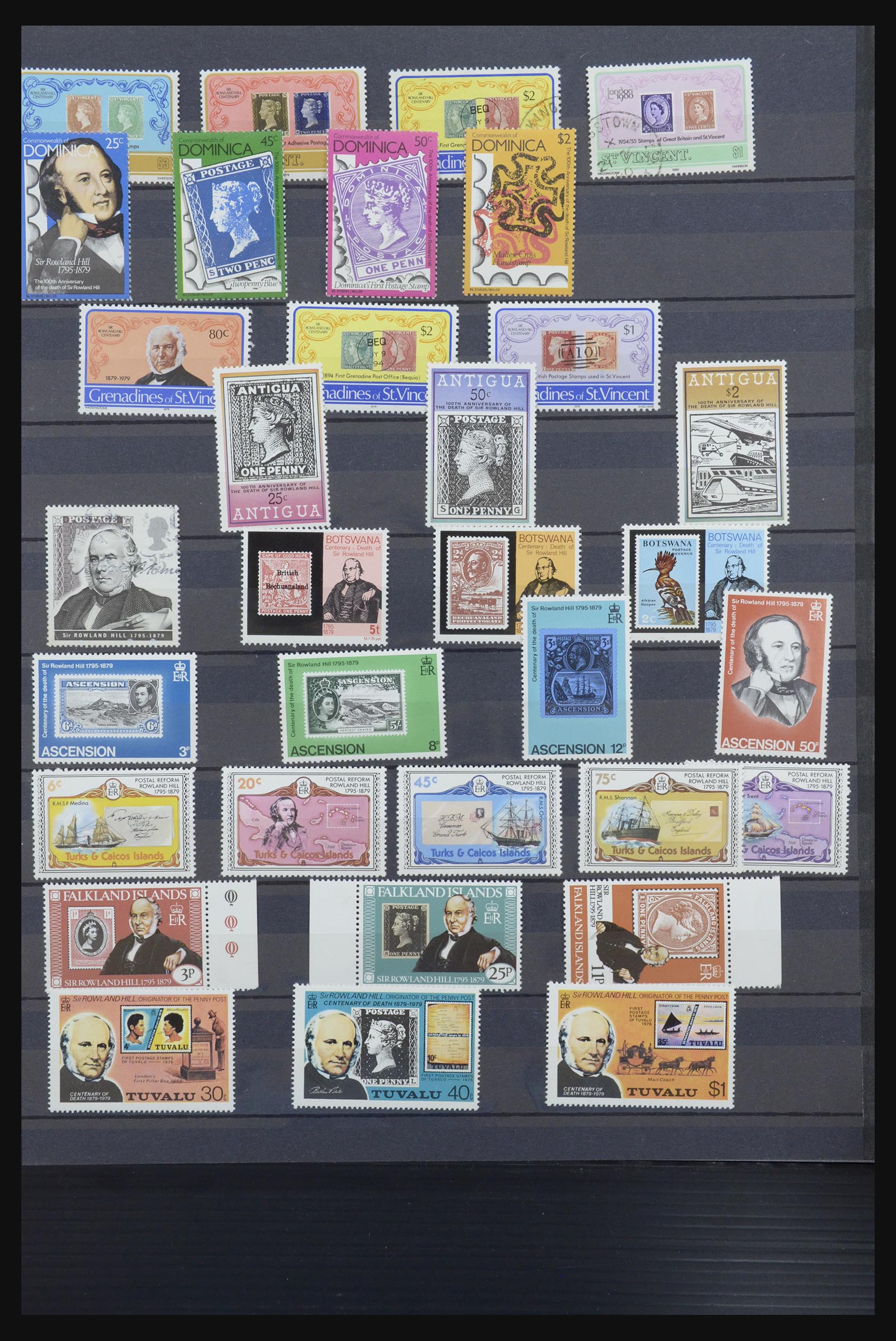 31652 071 - 31652 Motief: postzegel op postzegel 1940-1993.