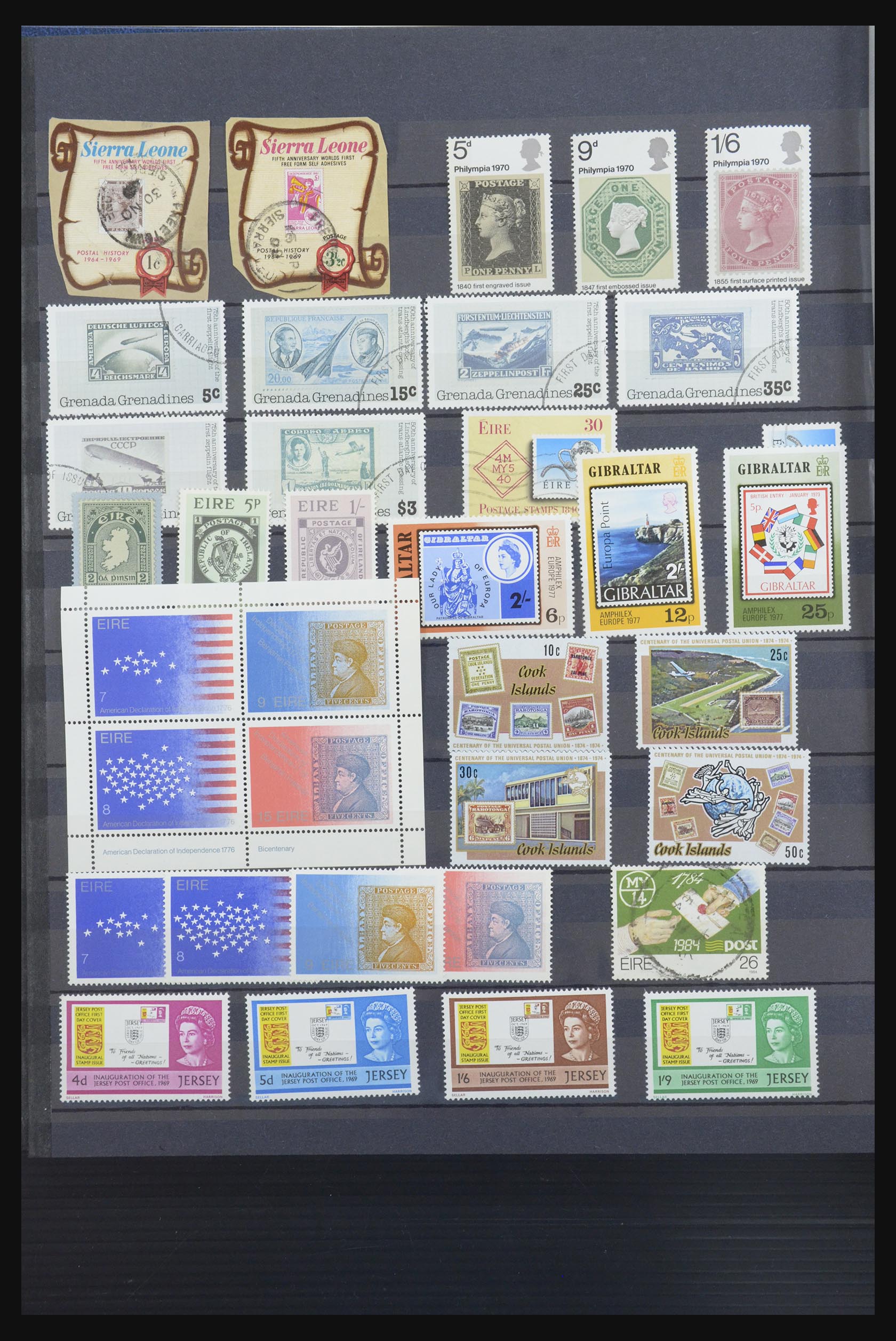 31652 074 - 31652 Motief: postzegel op postzegel 1940-1993.