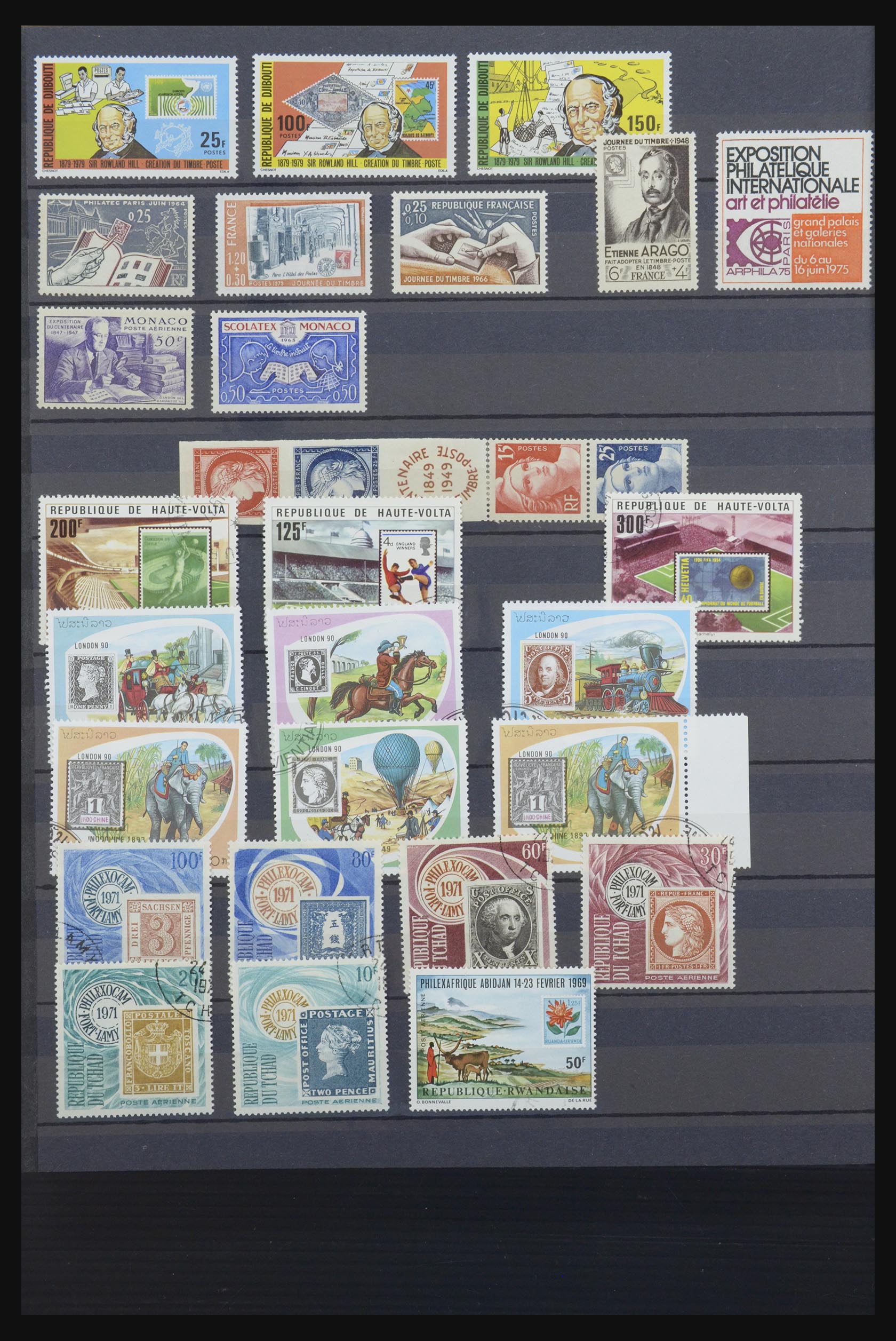 31652 078 - 31652 Motief: postzegel op postzegel 1940-1993.