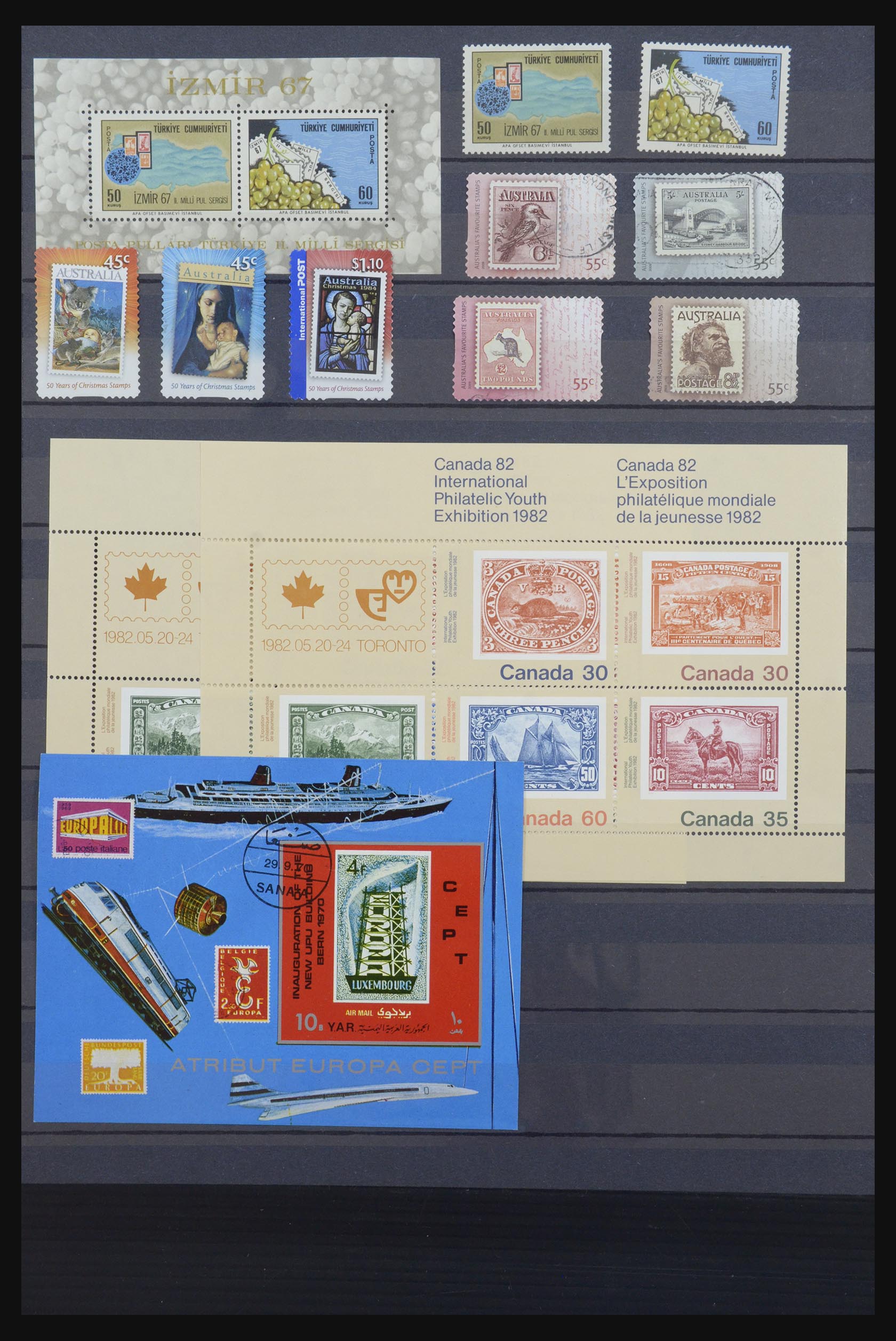 31652 082 - 31652 Motief: postzegel op postzegel 1940-1993.
