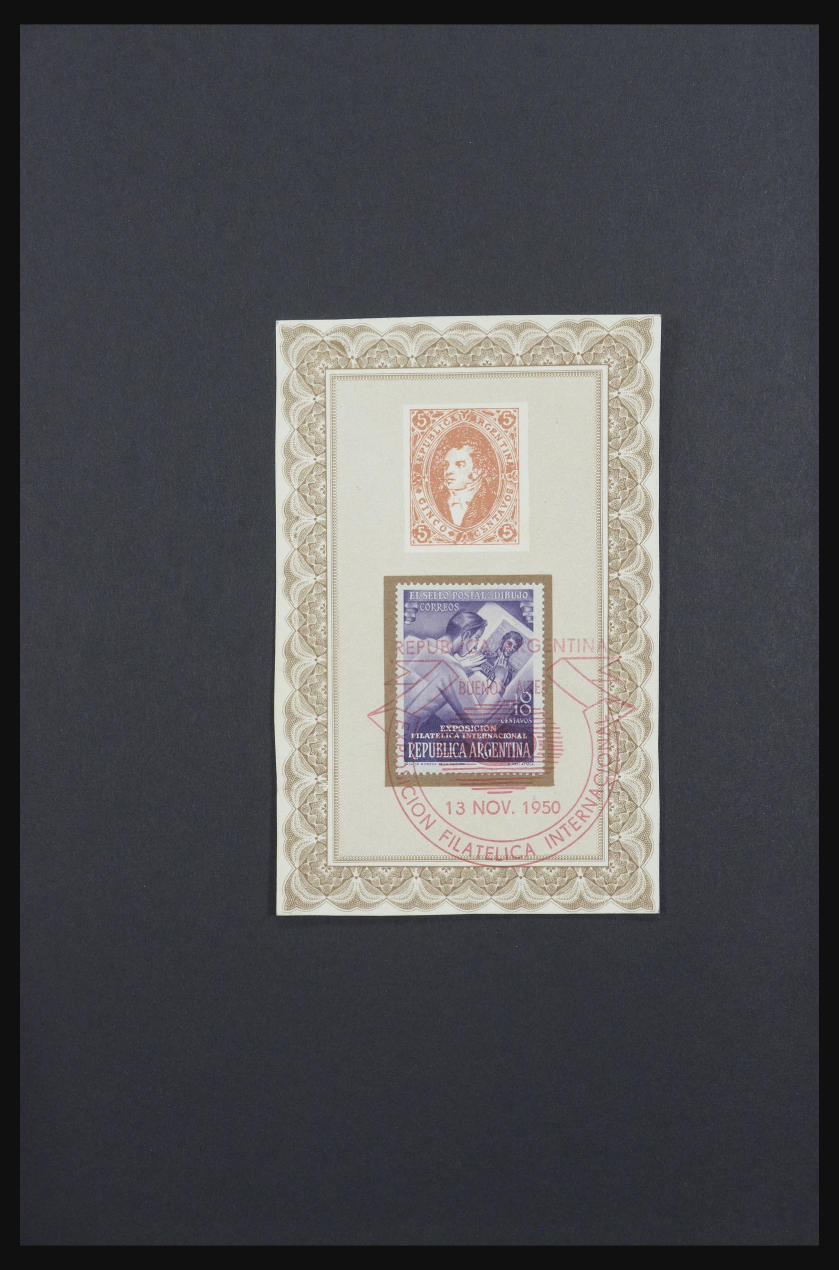 31652 085 - 31652 Motief: postzegel op postzegel 1940-1993.