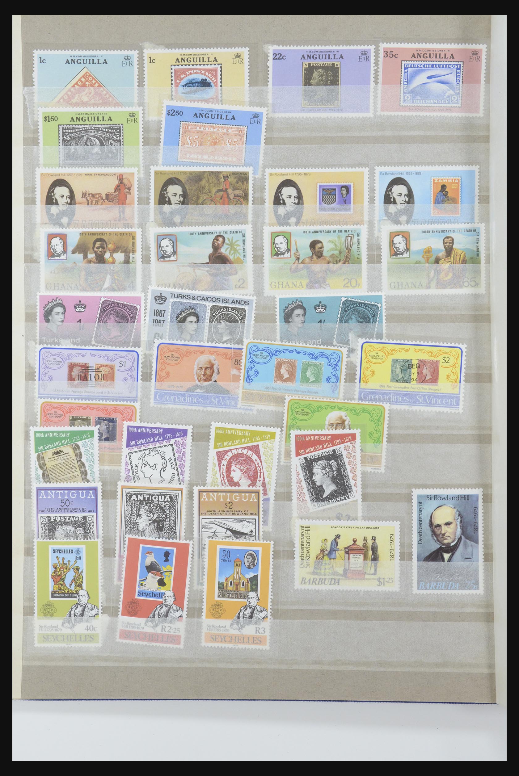 31652 090 - 31652 Motief: postzegel op postzegel 1940-1993.