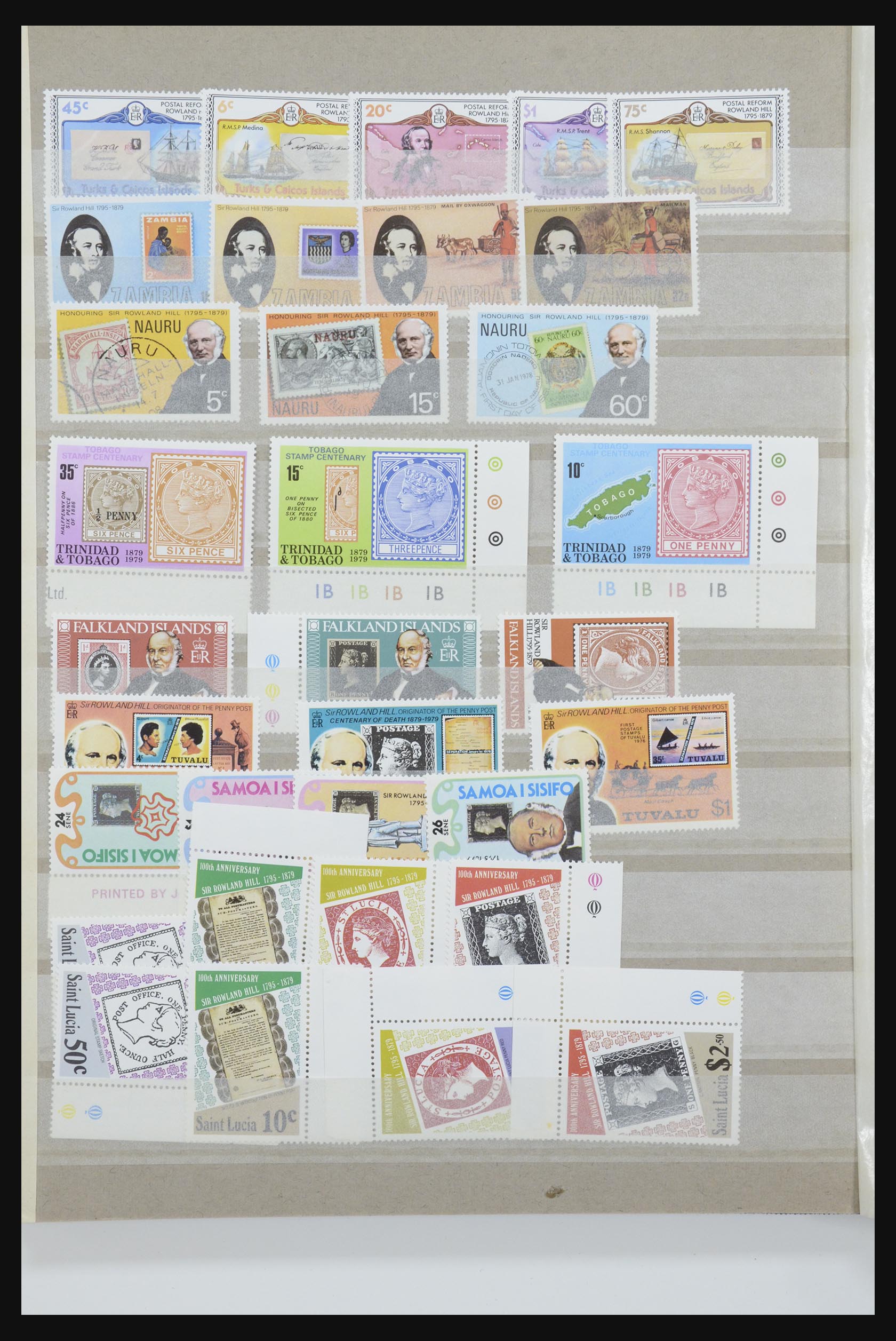 31652 094 - 31652 Motief: postzegel op postzegel 1940-1993.