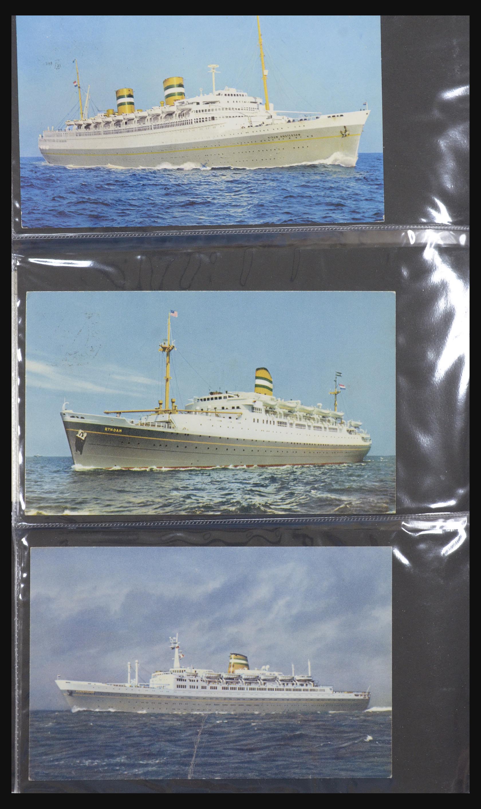 31721 067 - 31721 Thematic: Ships picture postcards 1910-1940.