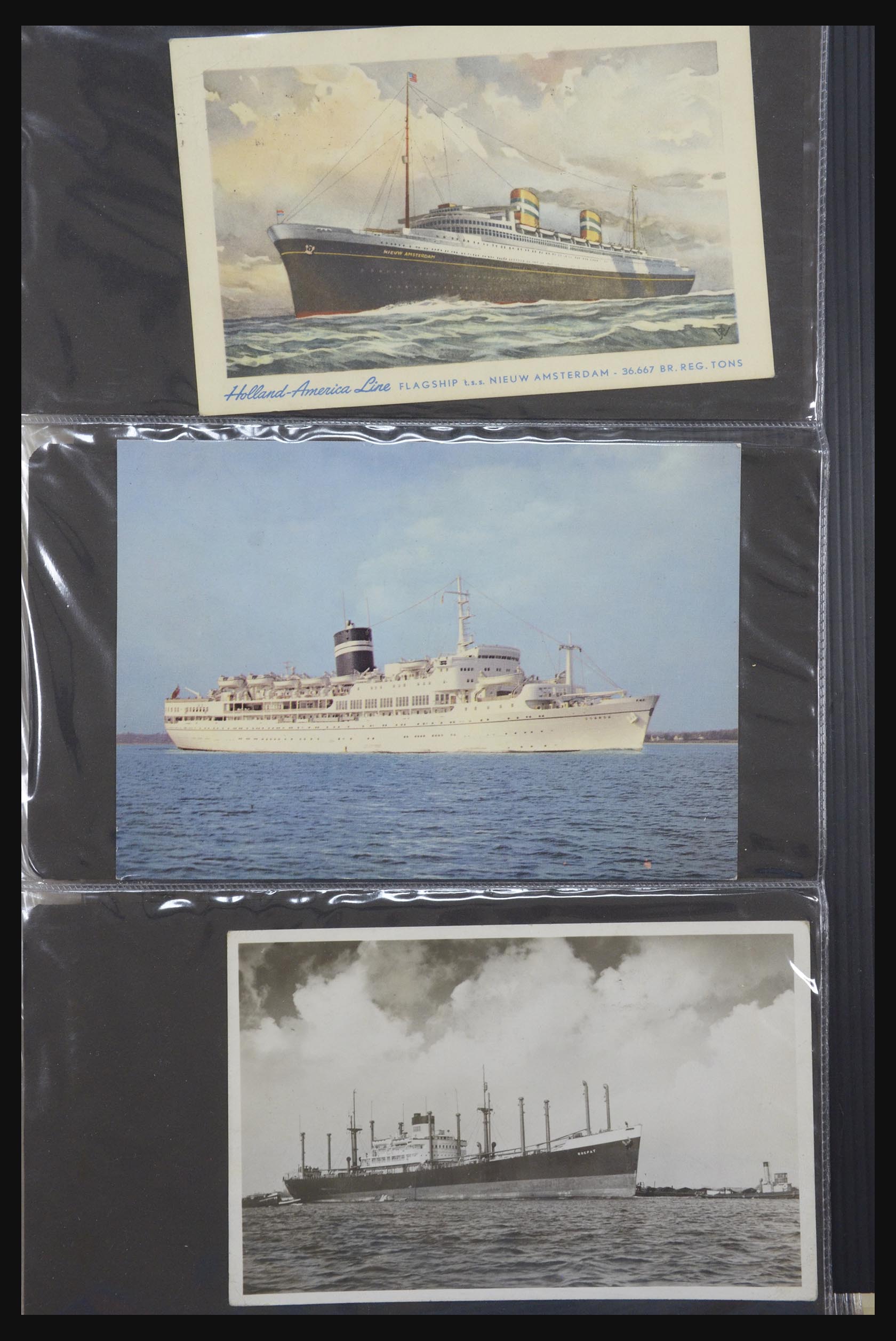 31721 068 - 31721 Thematic: Ships picture postcards 1910-1940.