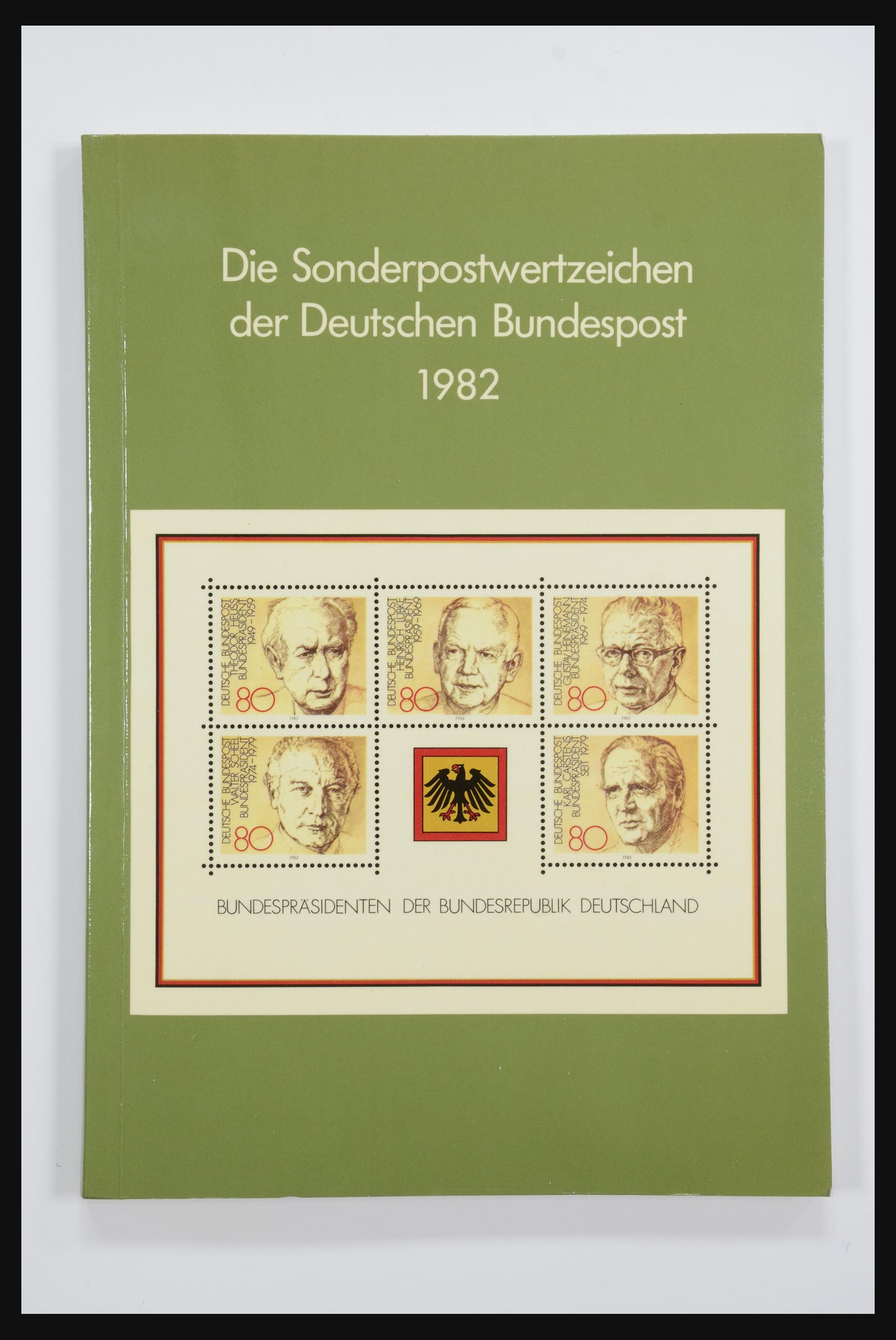 31834 010 - 31834 Bundespost jaarboeken 1973(!)-1999.