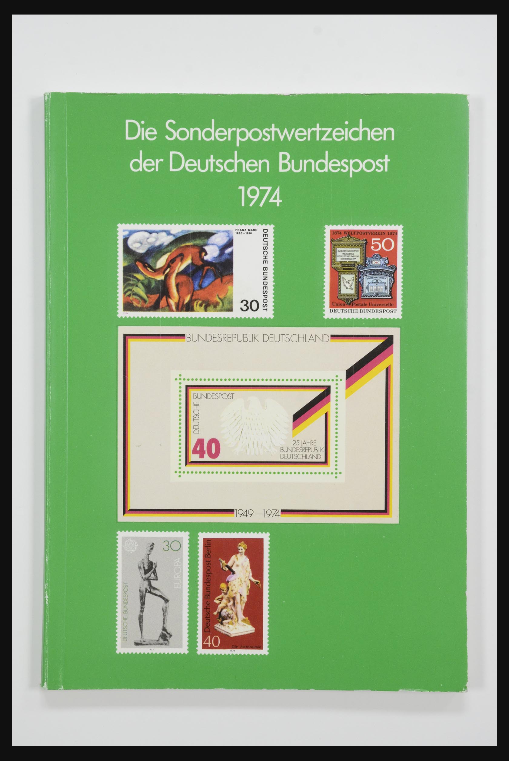 31836 002 - 31836 Bundespost jaarboeken 1974-1999.
