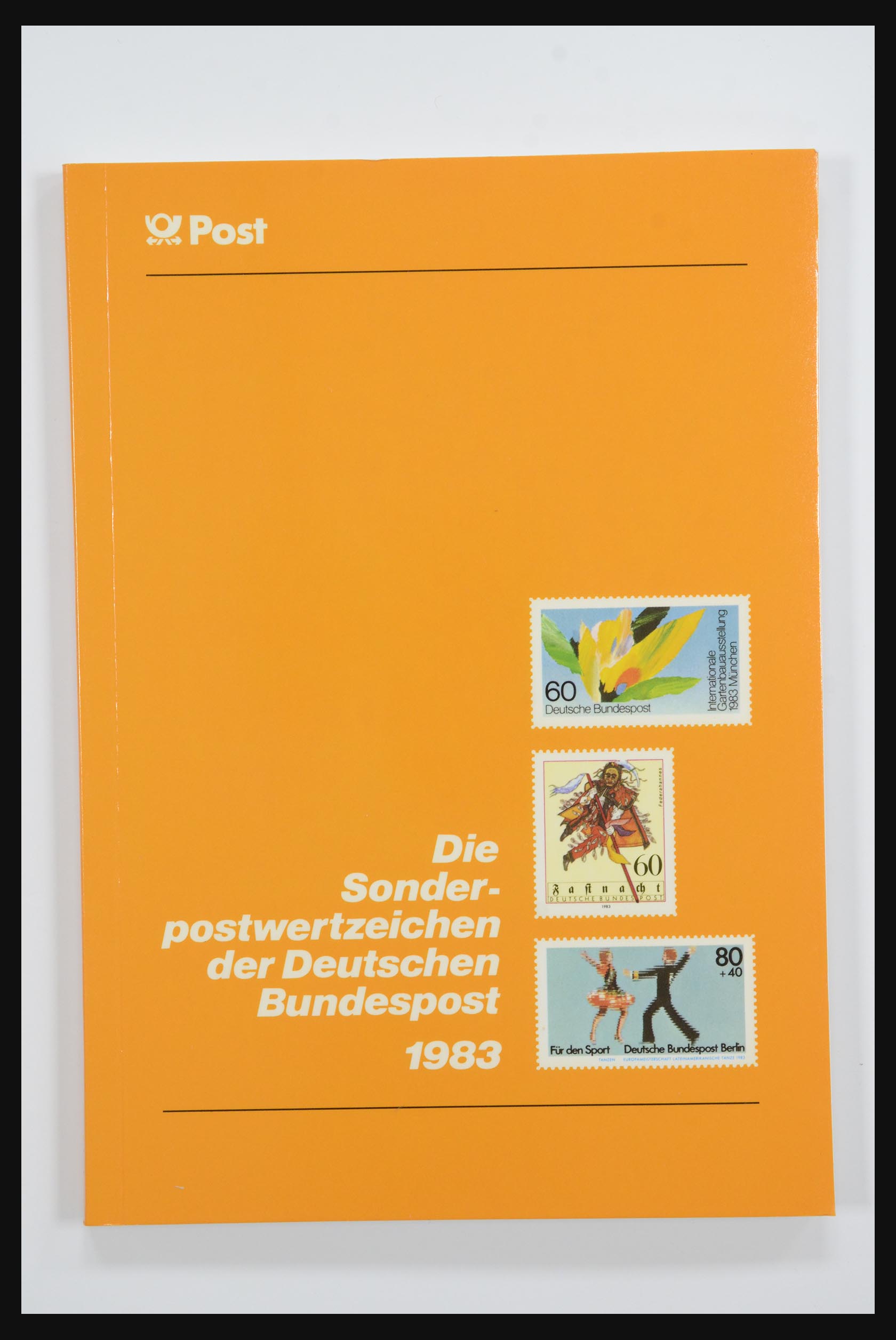 31836 012 - 31836 Bundespost yearbooks 1974-1999.