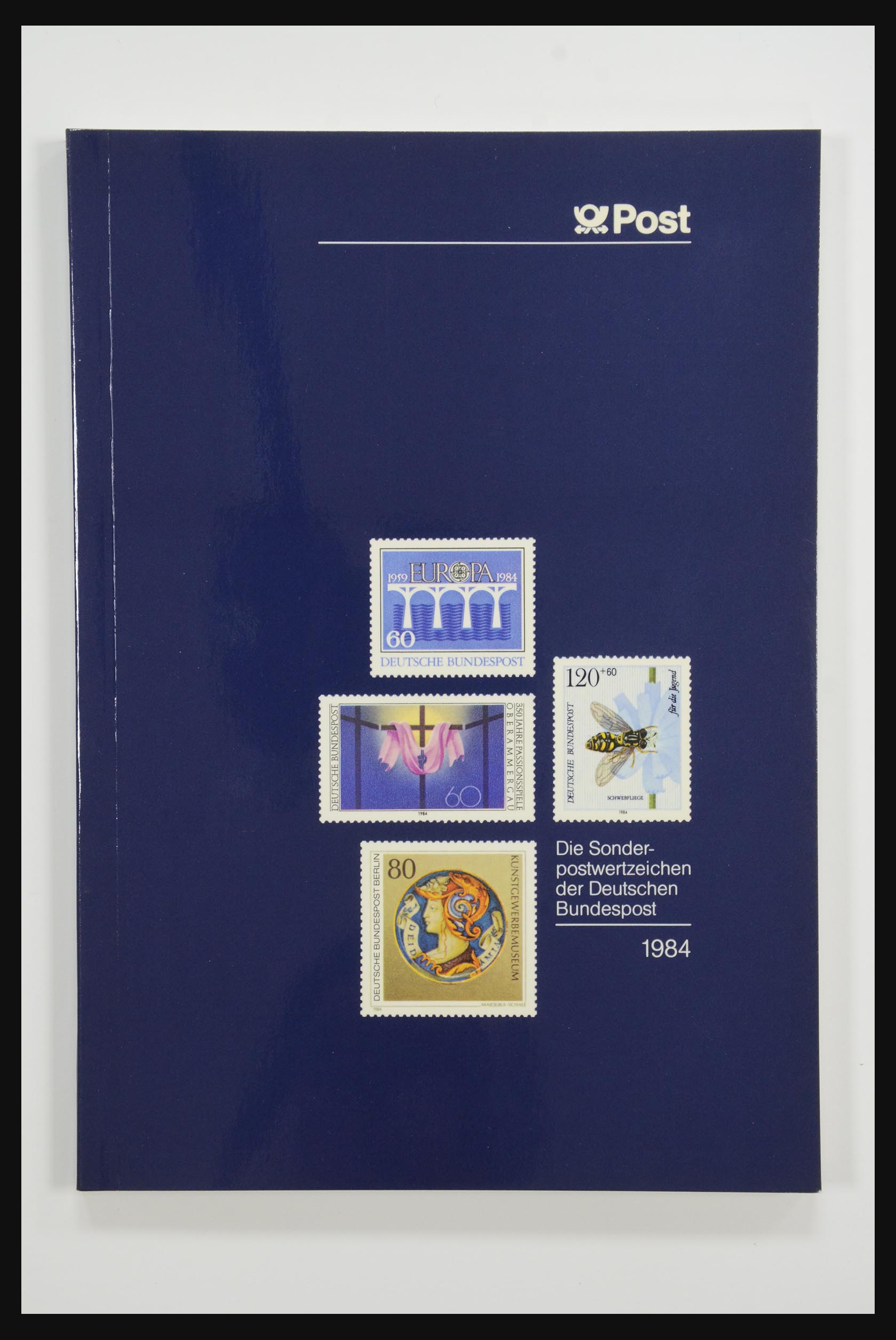 31836 013 - 31836 Bundespost jaarboeken 1974-1999.