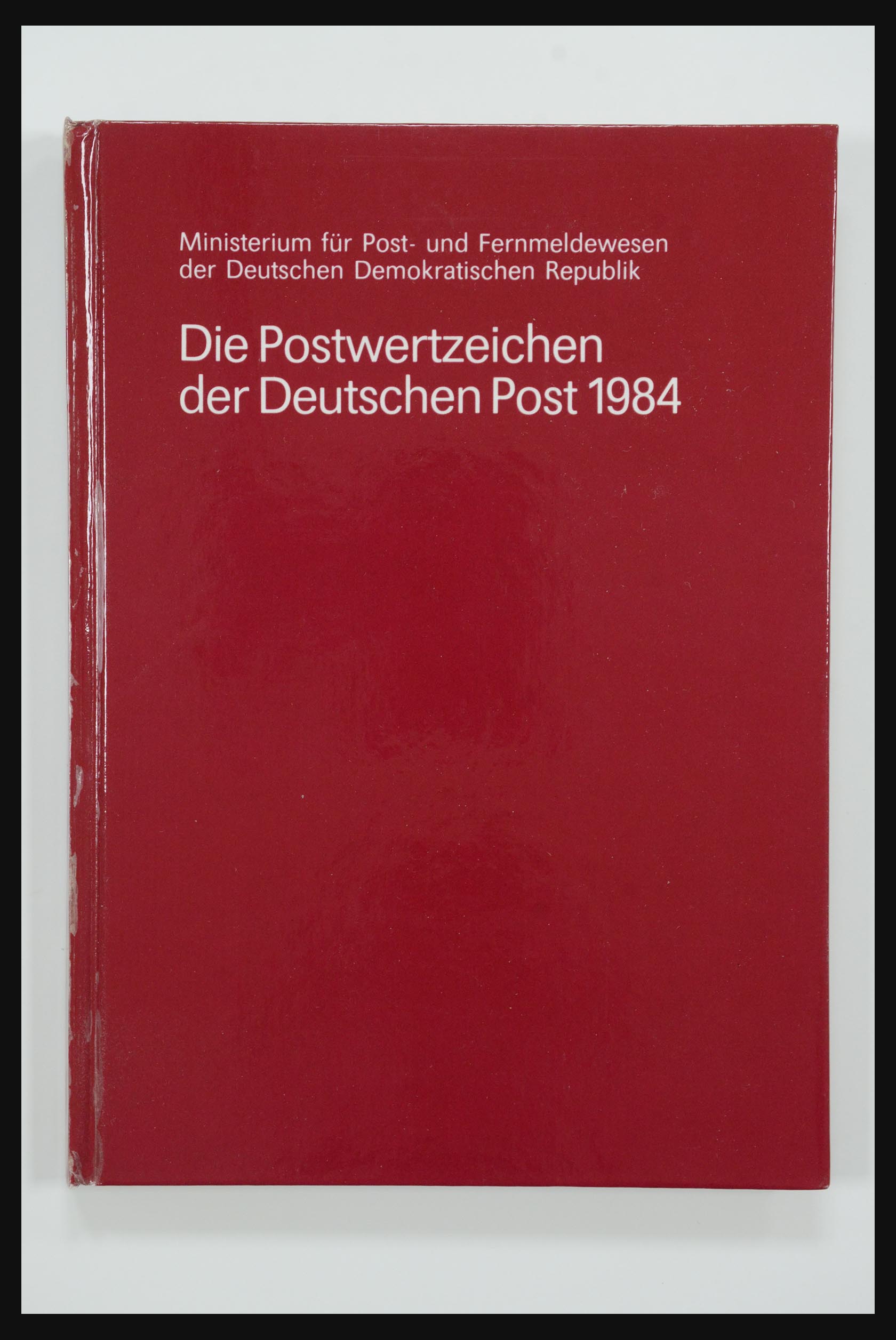 31837 001 - 31837 DDR jaarboeken 1984-1990.