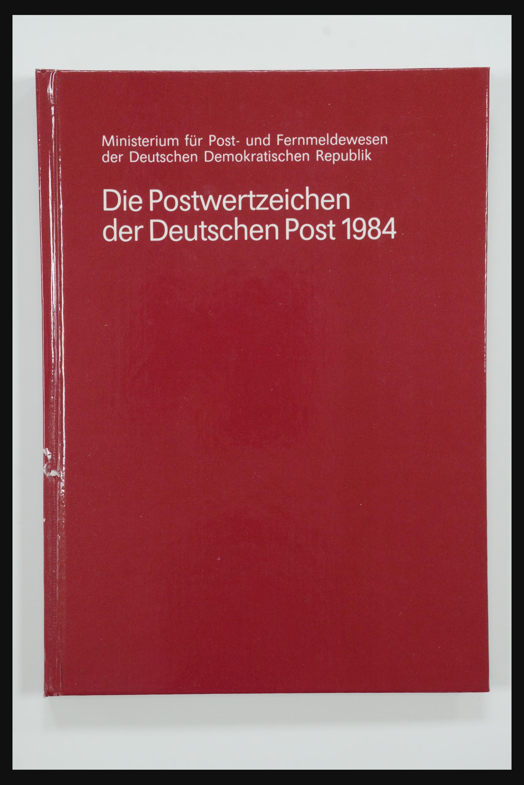 31837 002 - 31837 DDR jaarboeken 1984-1990.