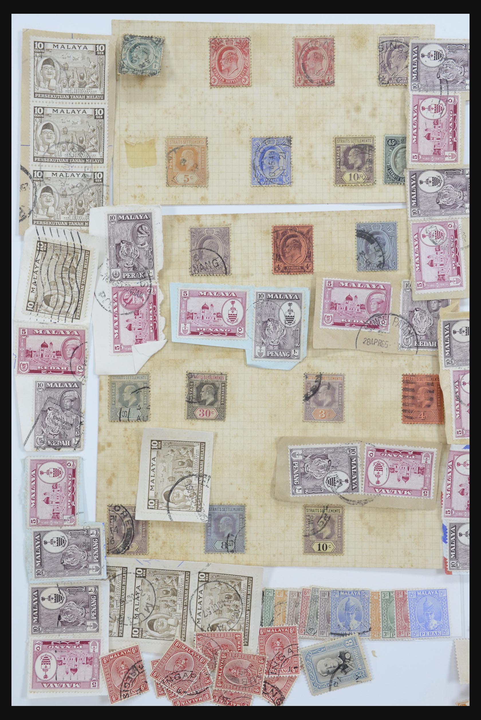 31894 013 - 31894 Malaysia cancels thirties-fifties.