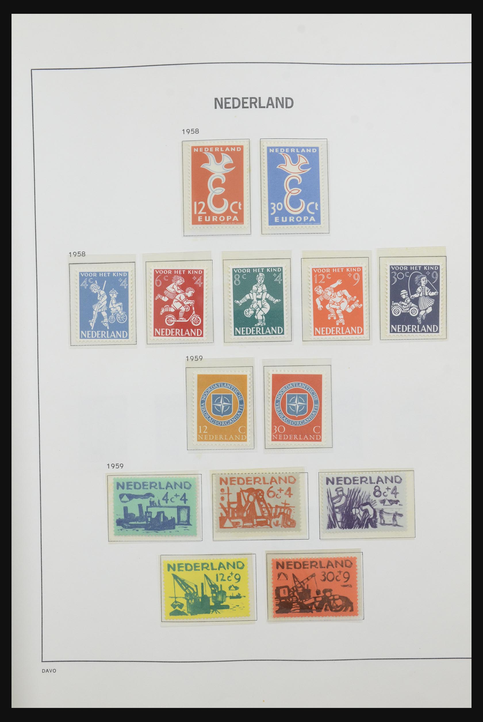 31944 028 - 31944 Netherlands 1937-1987.