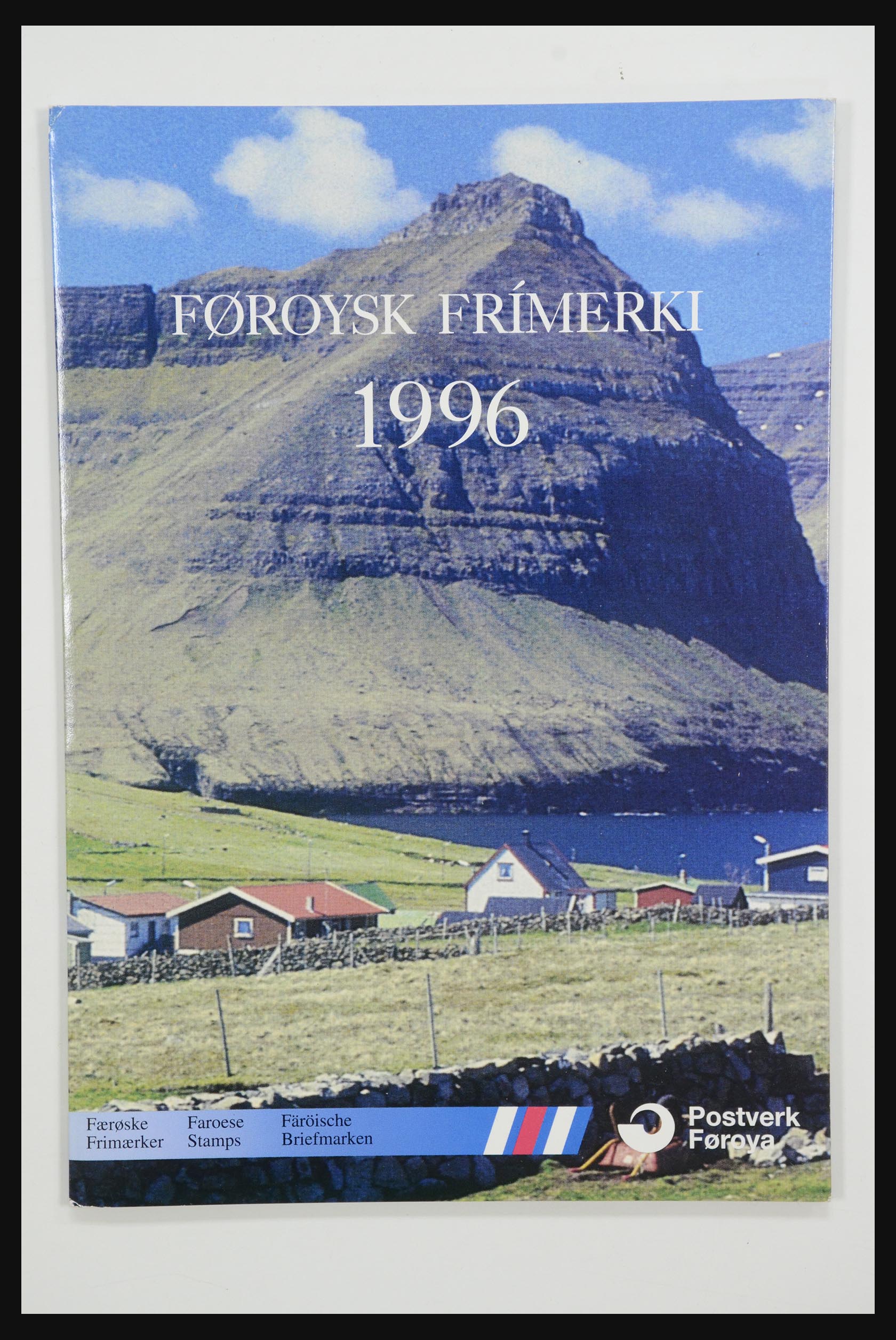 31984 004 - 31984 Faeroer jaarsets 1993-2012.
