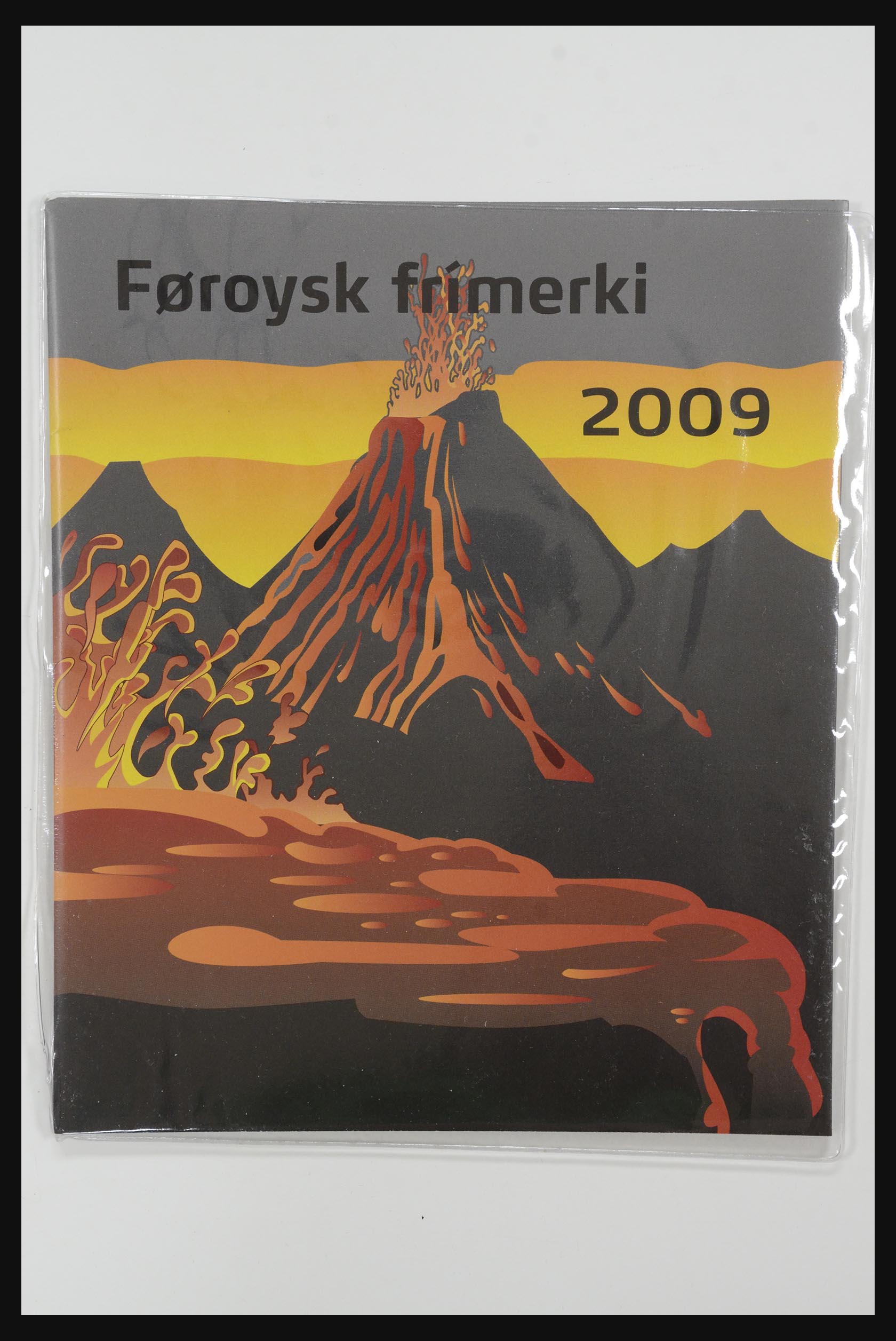 31984 015 - 31984 Faroe Islands yearsets 1993-2012.