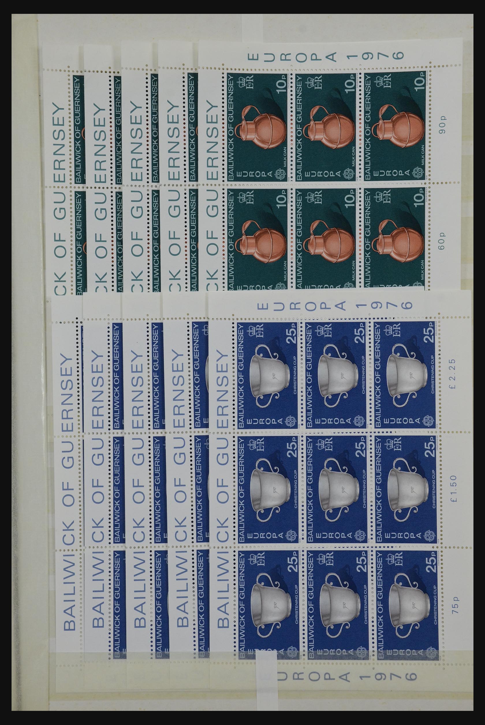 32180 037 - 32180 Guernsey 1972-1992.