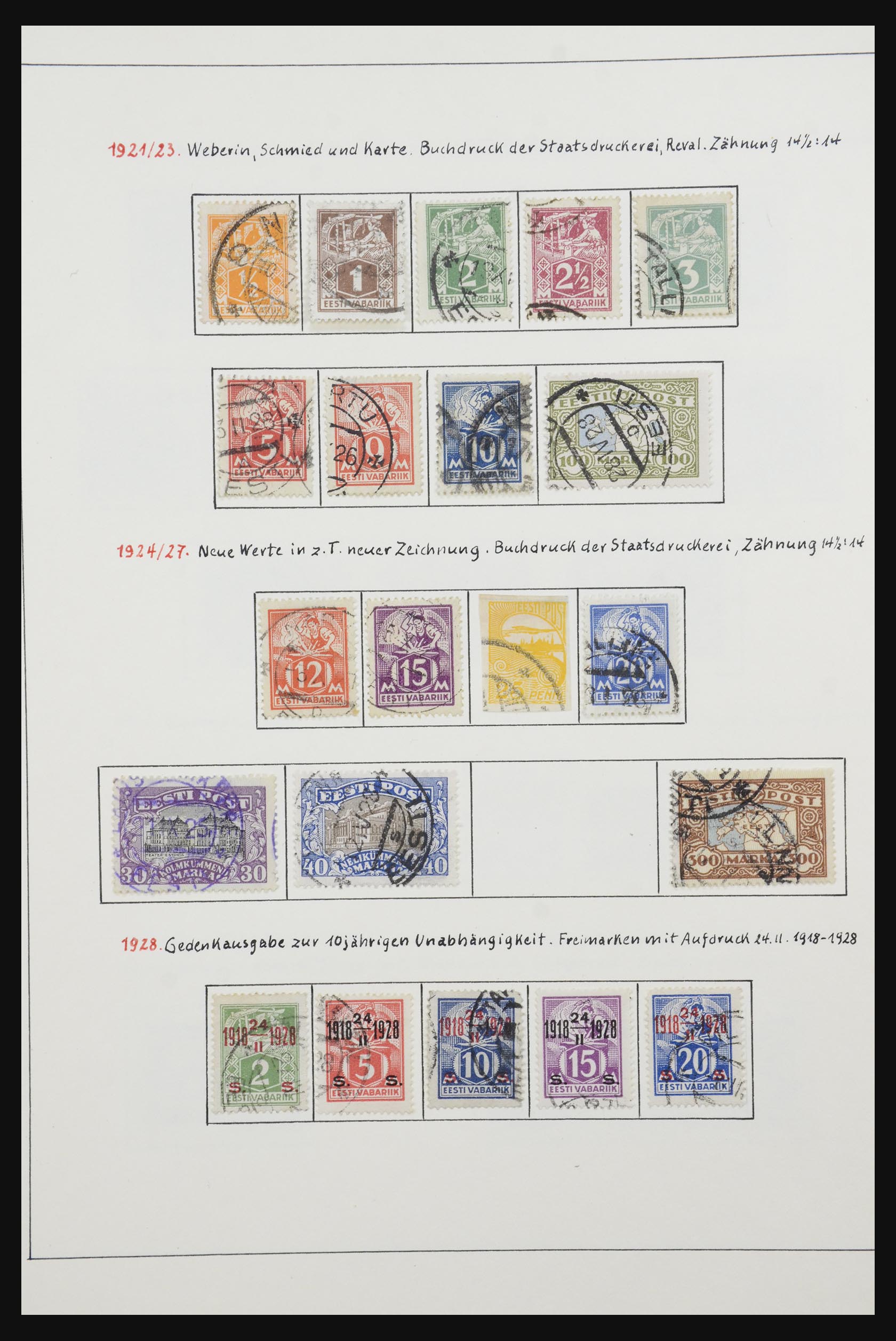 32207 003 - 32207 Estonia and Latvia 1918-1939.