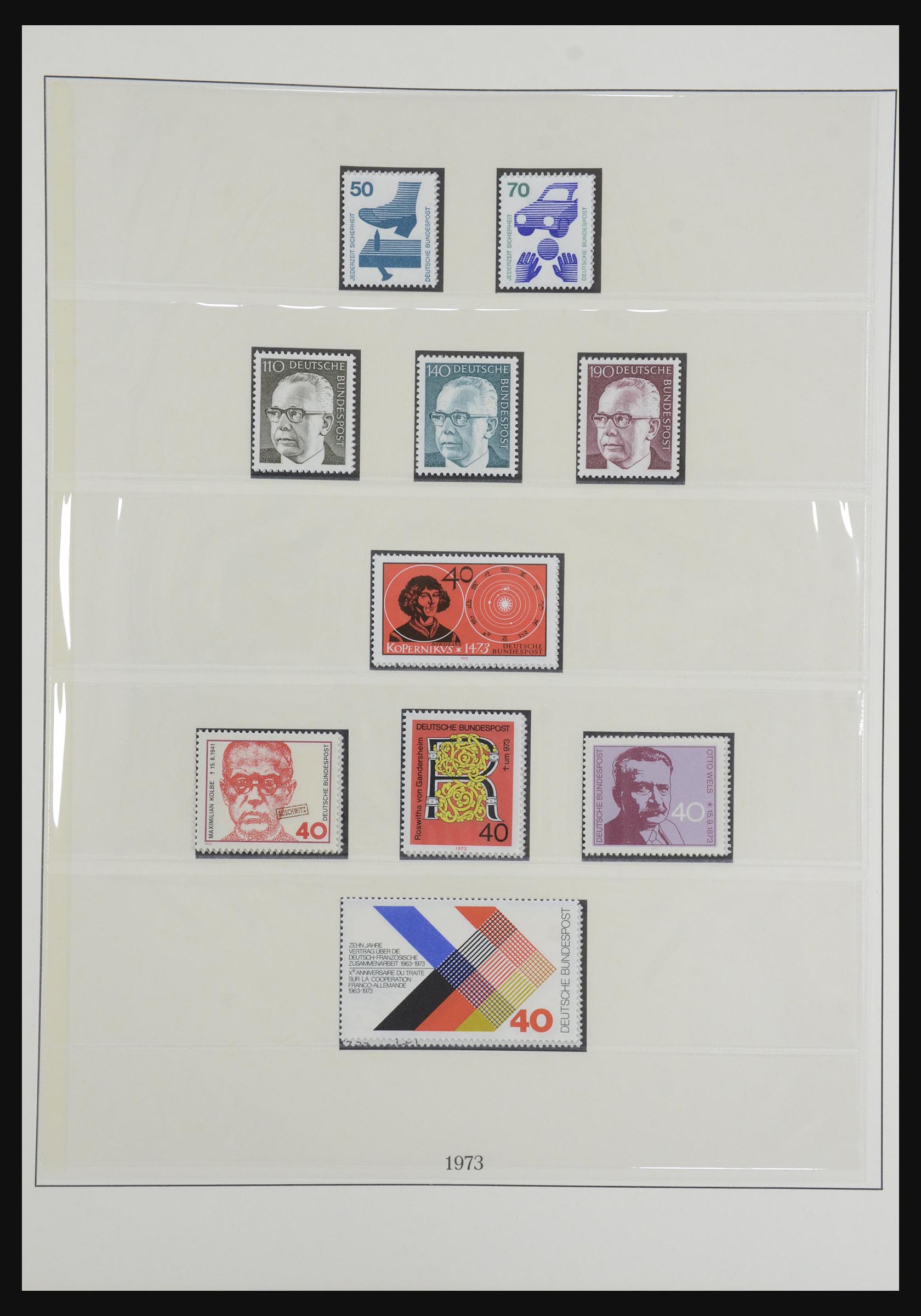 32283 067 - 32283 Bundespost 1949-2003.