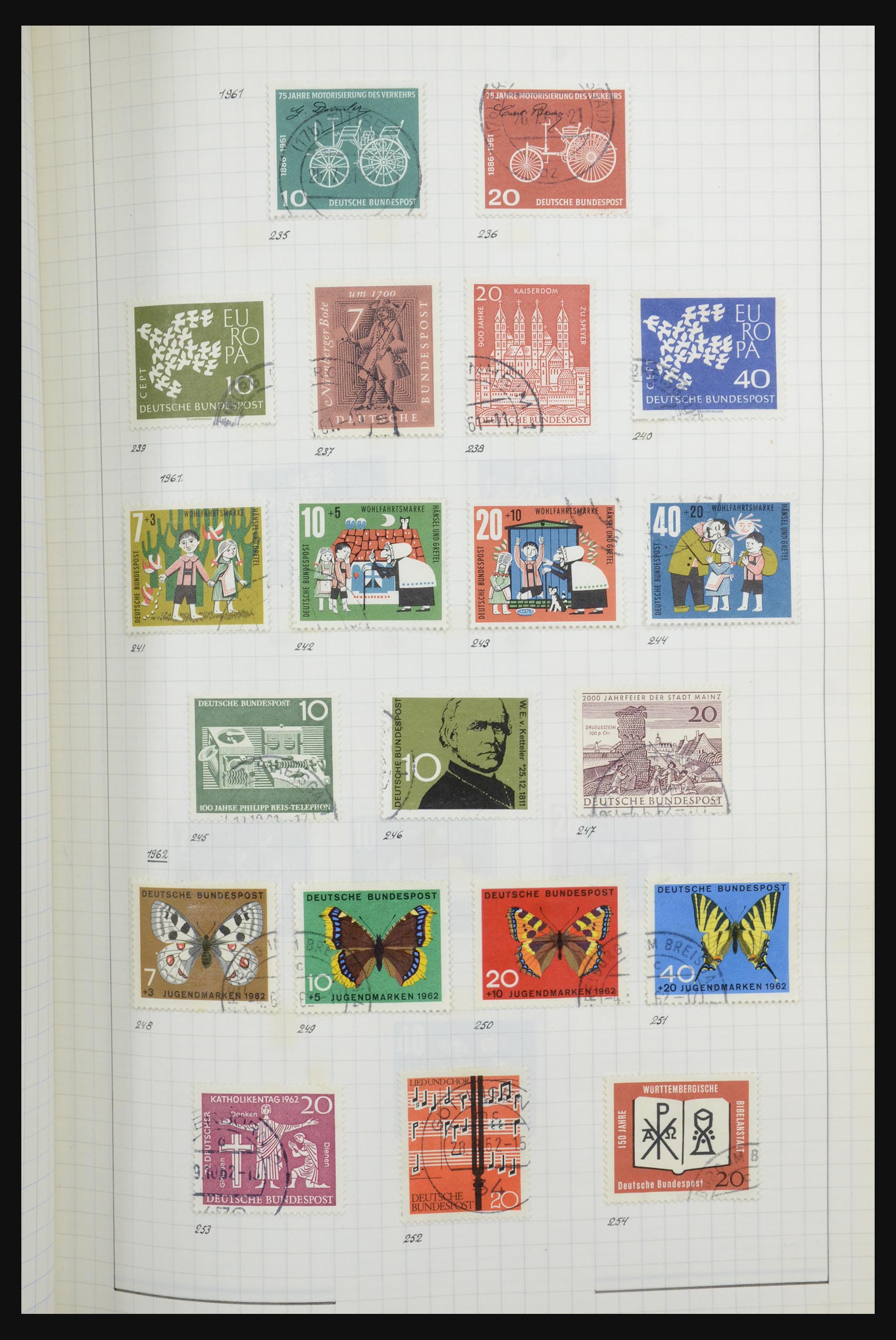 32398 021 - 32398 Bundespost and Berlin 1948-1984.