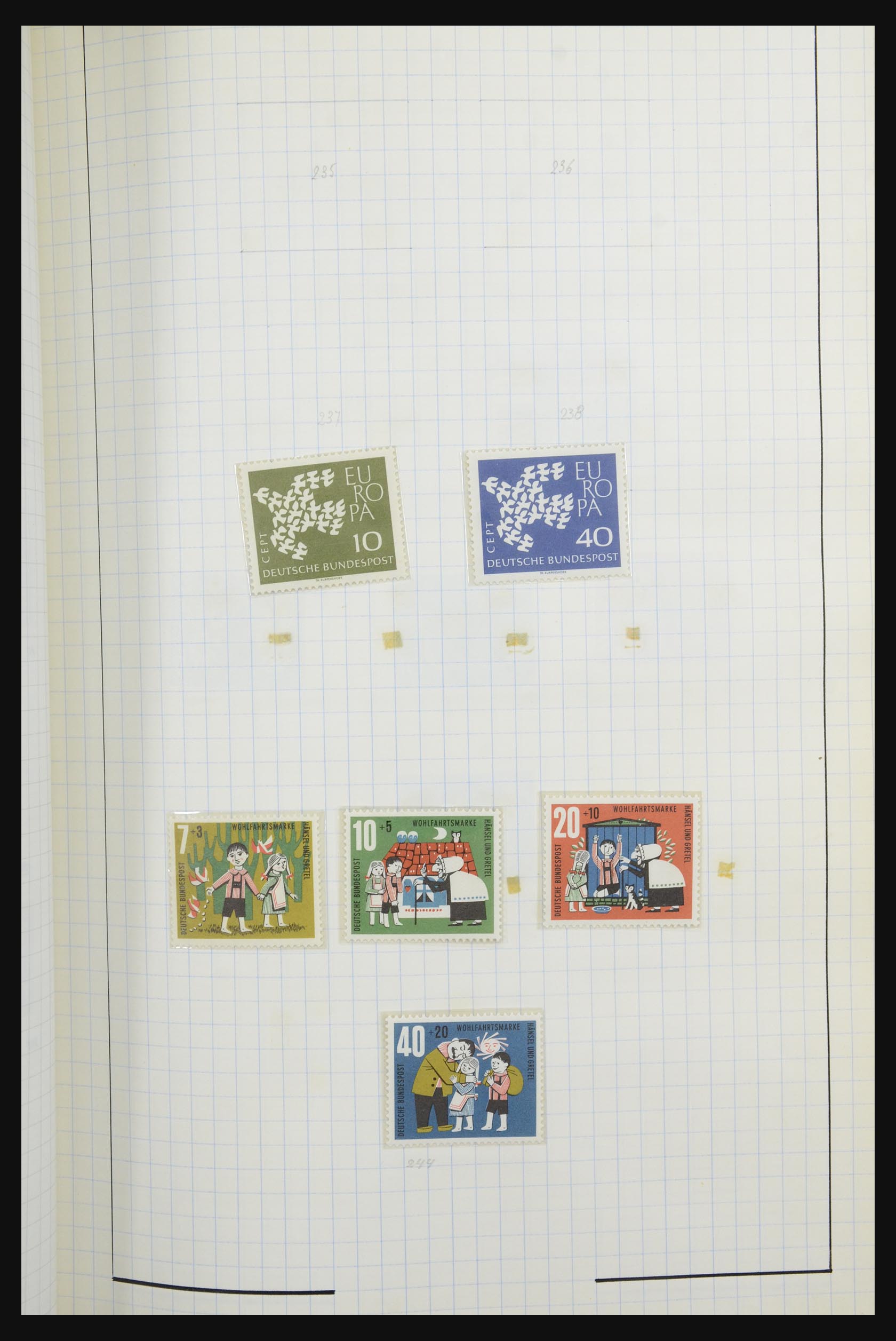 32398 022 - 32398 Bundespost en Berlijn 1948-1984.