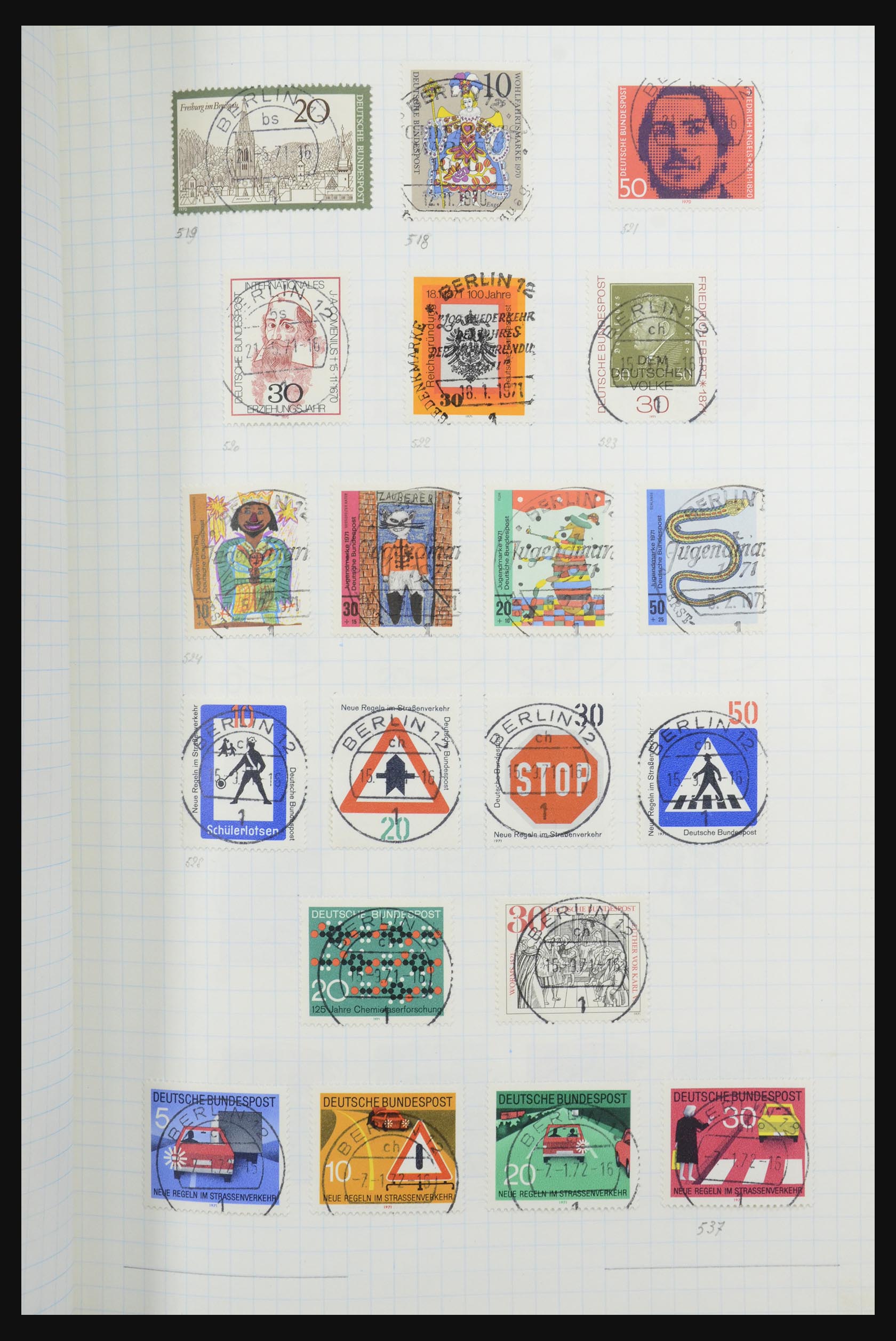32398 059 - 32398 Bundespost en Berlijn 1948-1984.
