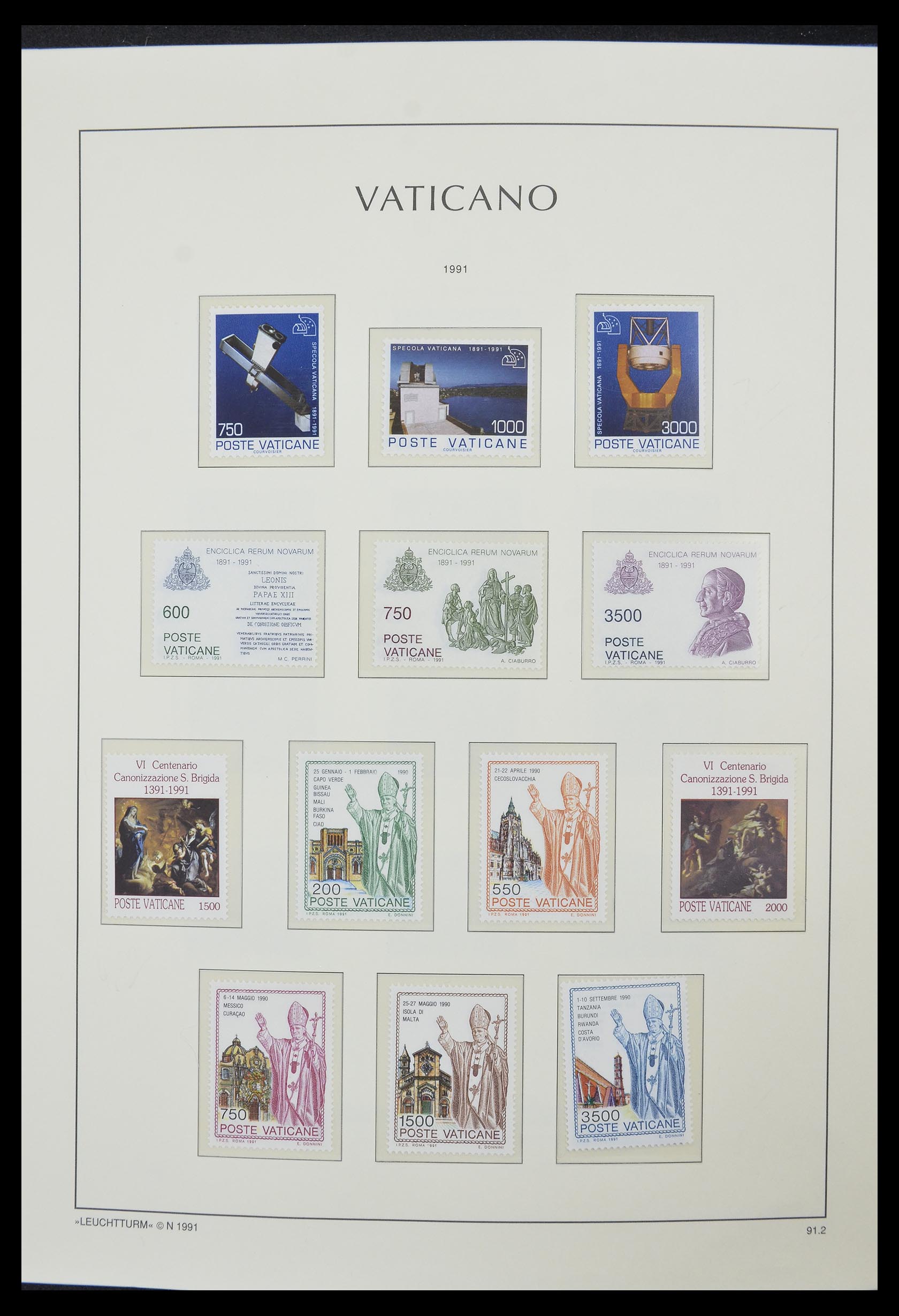 33139 113 - Stamp collection 33139 Vatican 1931-2010.