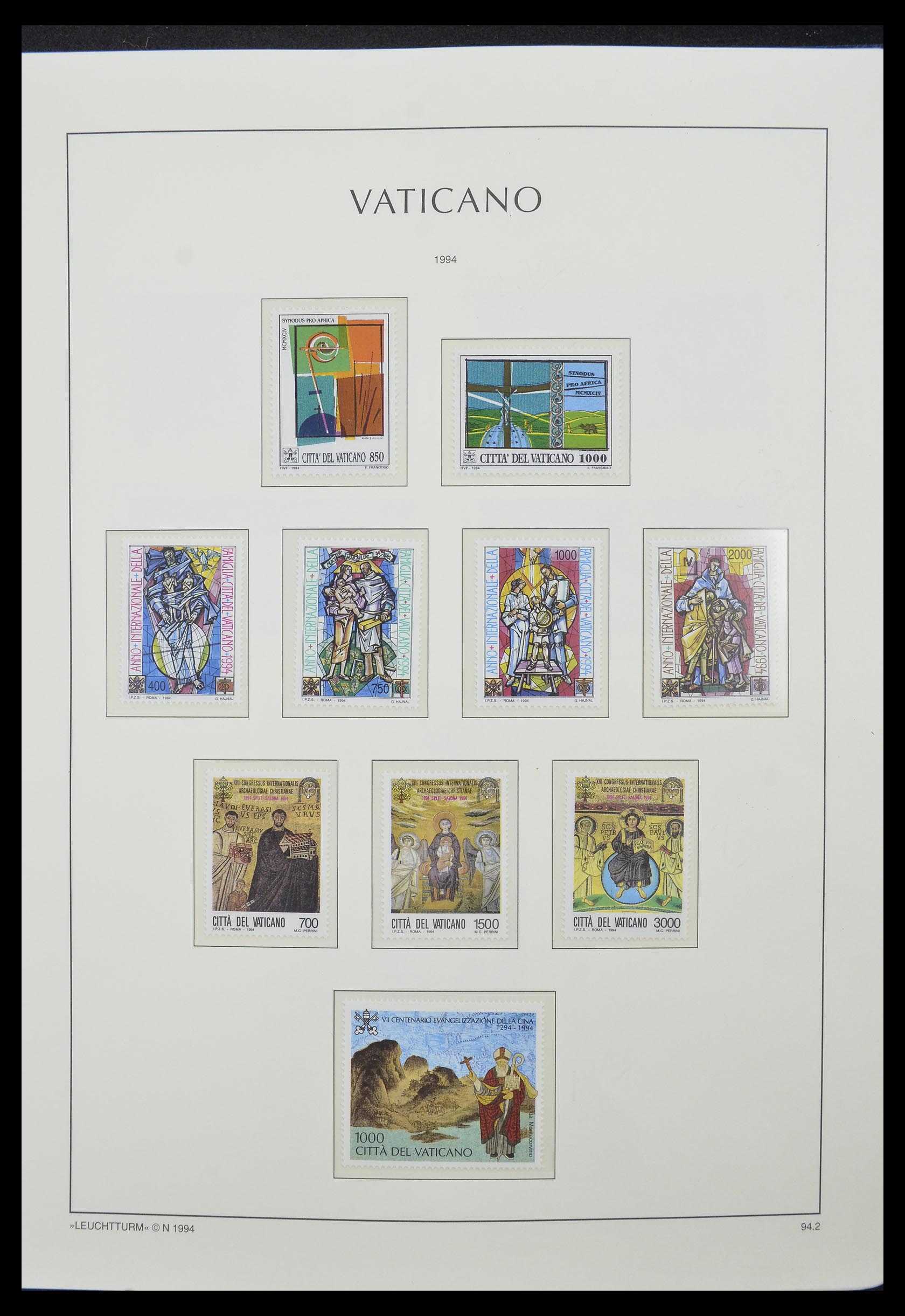 33139 122 - Stamp collection 33139 Vatican 1931-2010.