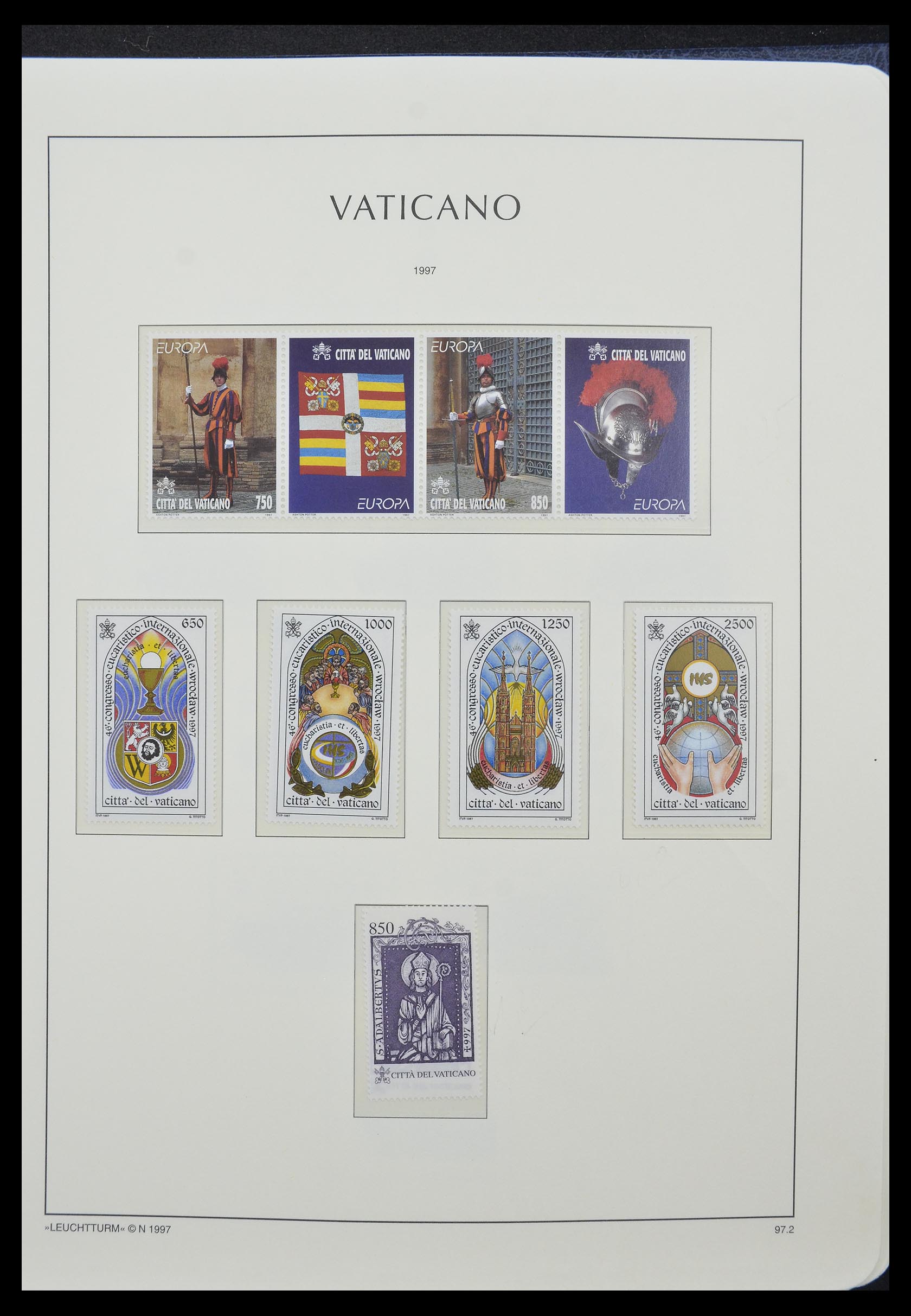 33139 133 - Stamp collection 33139 Vatican 1931-2010.