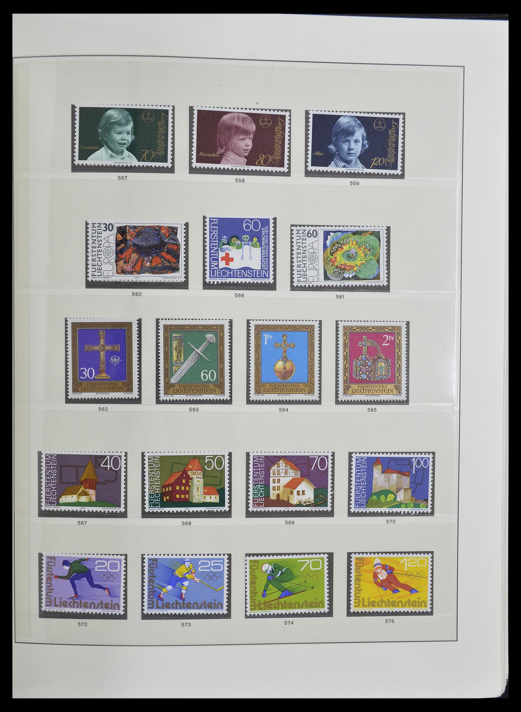 33140 028 - Stamp collection 33140 Liechtenstein 1912-1990.