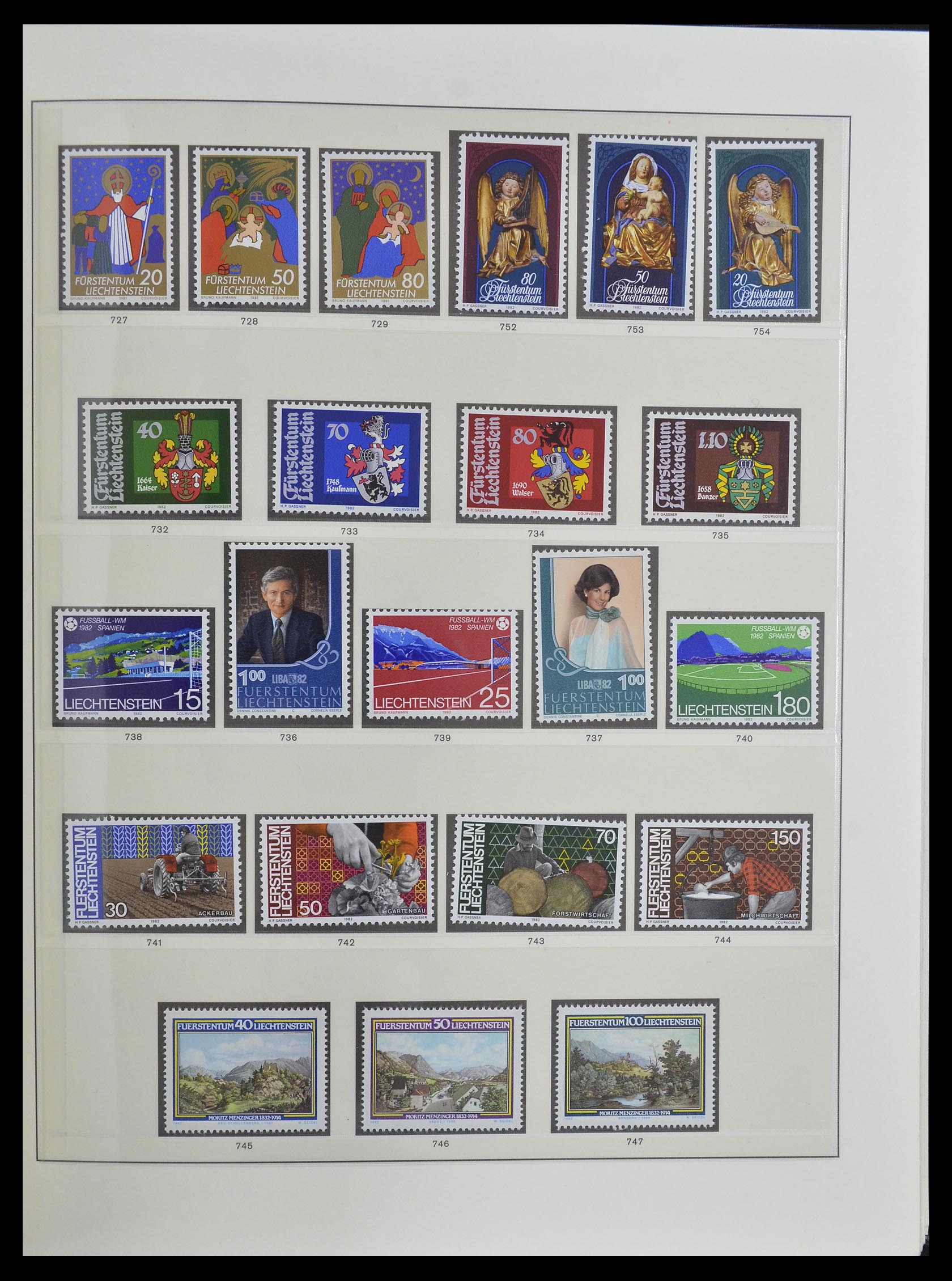 33140 037 - Stamp collection 33140 Liechtenstein 1912-1990.