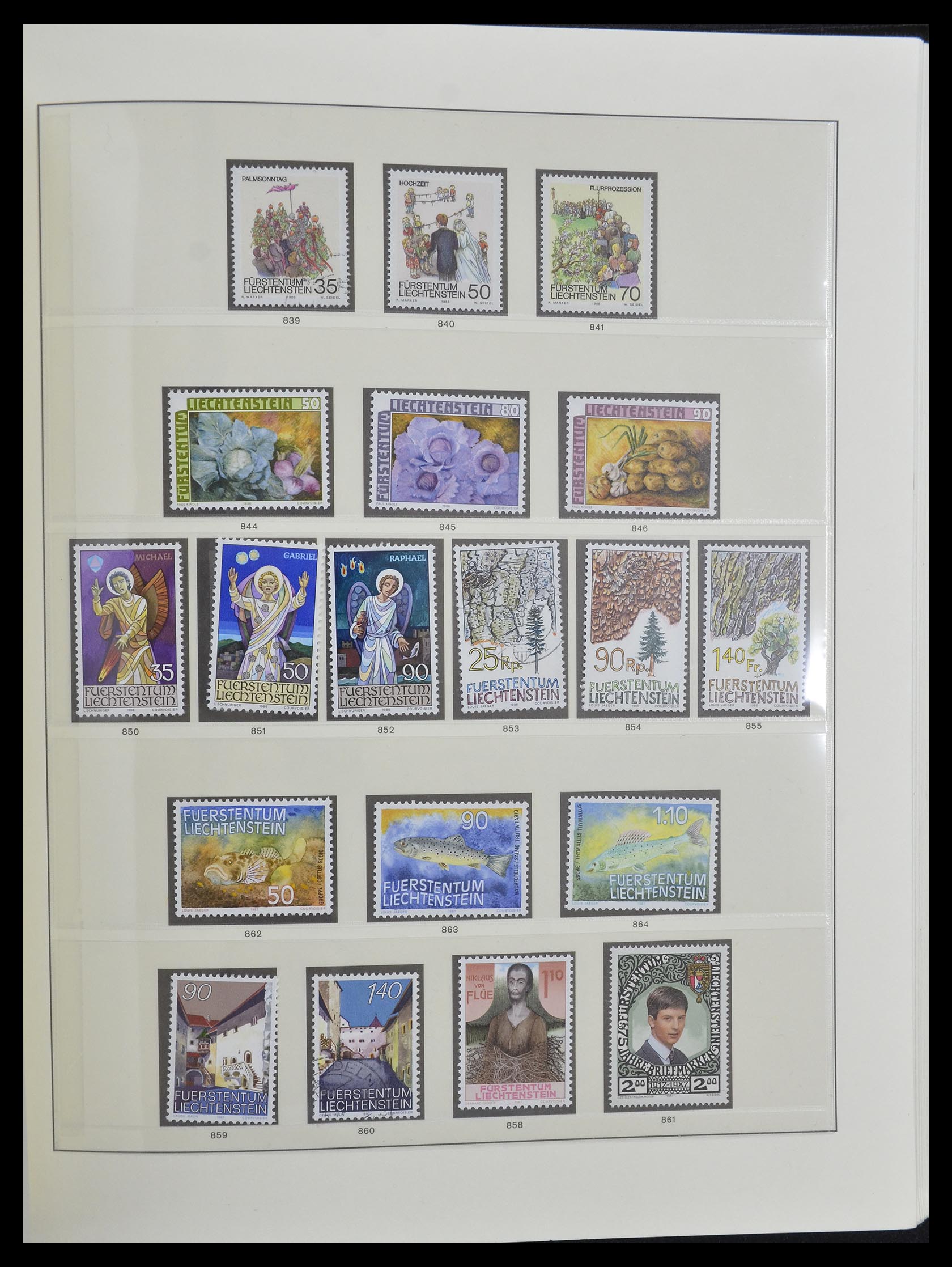 33140 043 - Postzegelverzameling 33140 Liechtenstein 1912-1990.