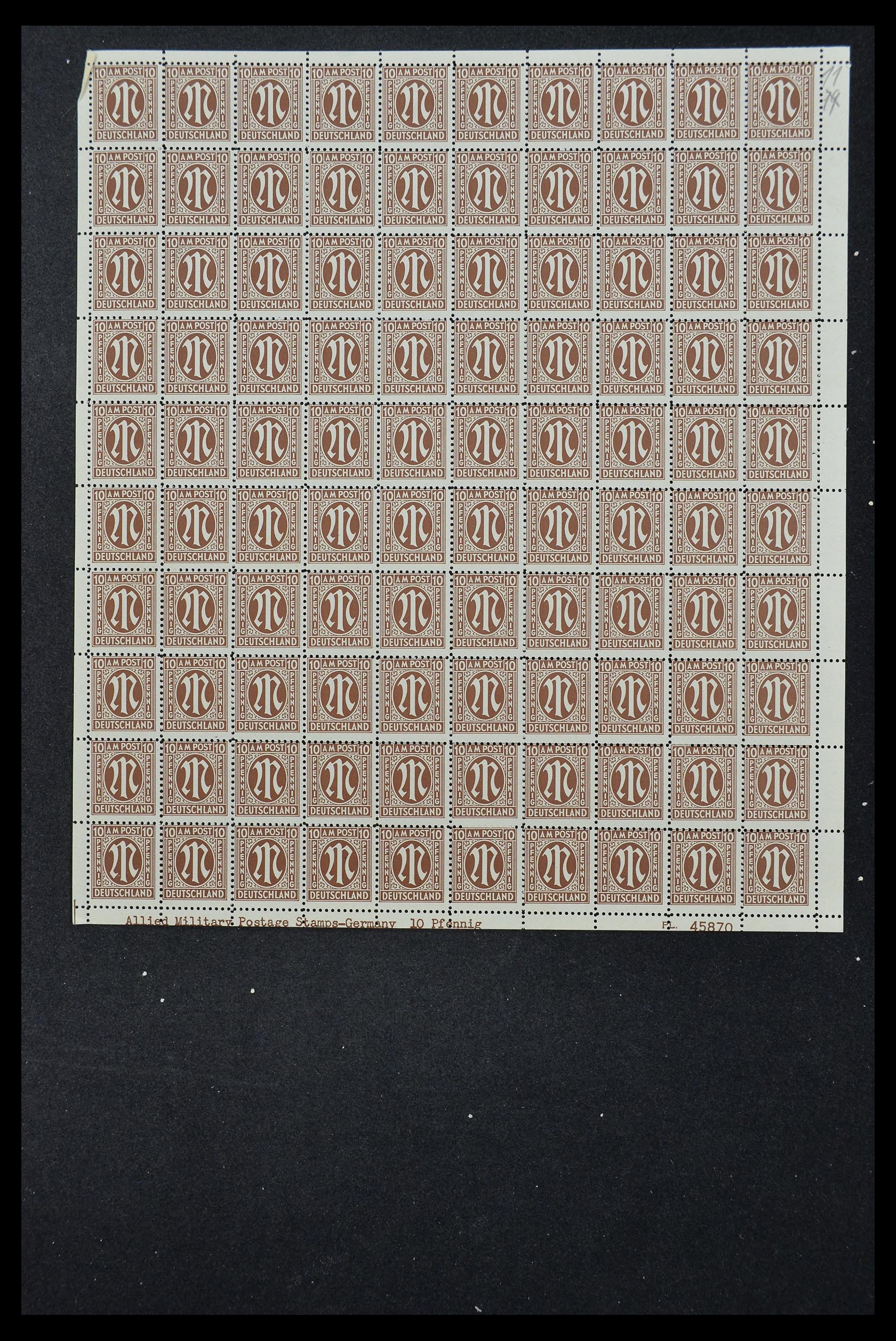 33144 044 - Stamp collection 33144 Germany British-American Zone 1945-1946.