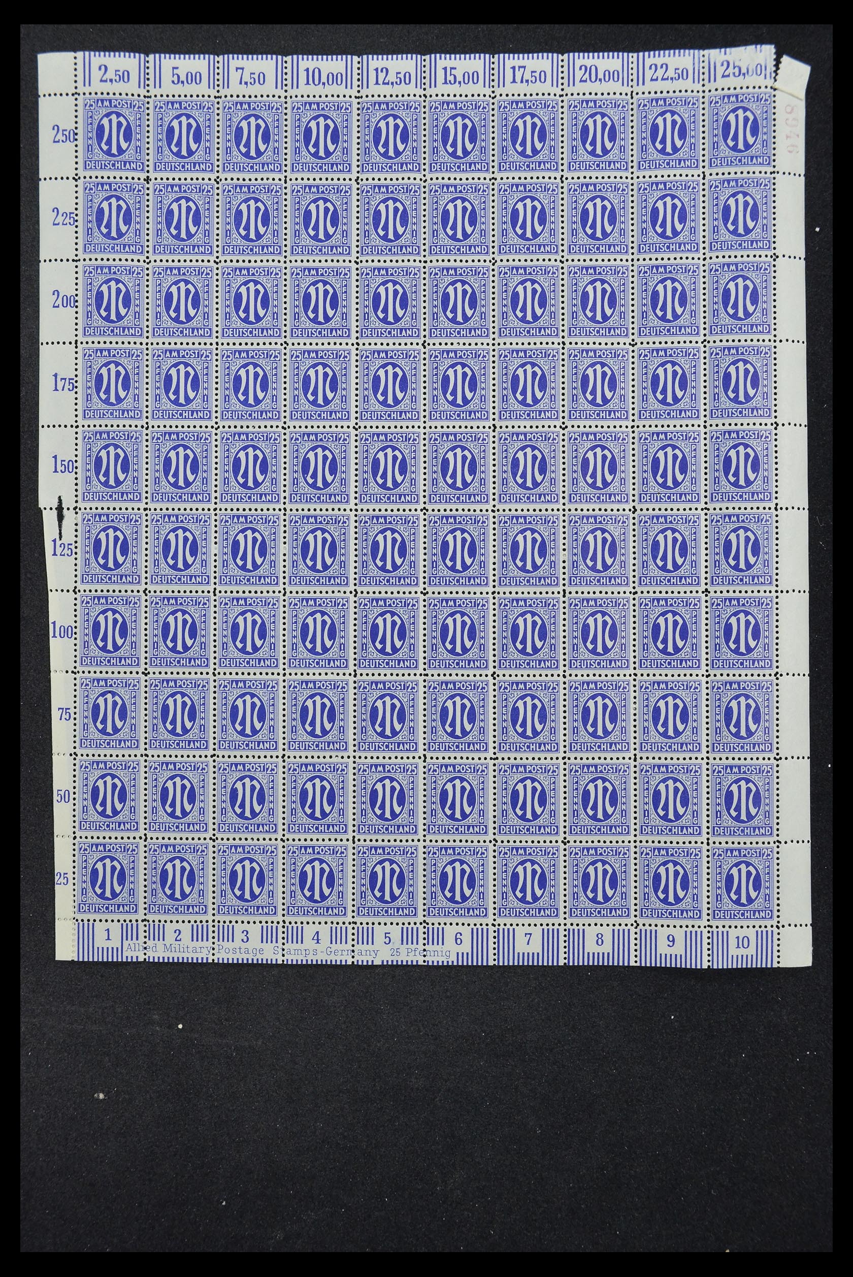 33144 097 - Stamp collection 33144 Germany British-American Zone 1945-1946.