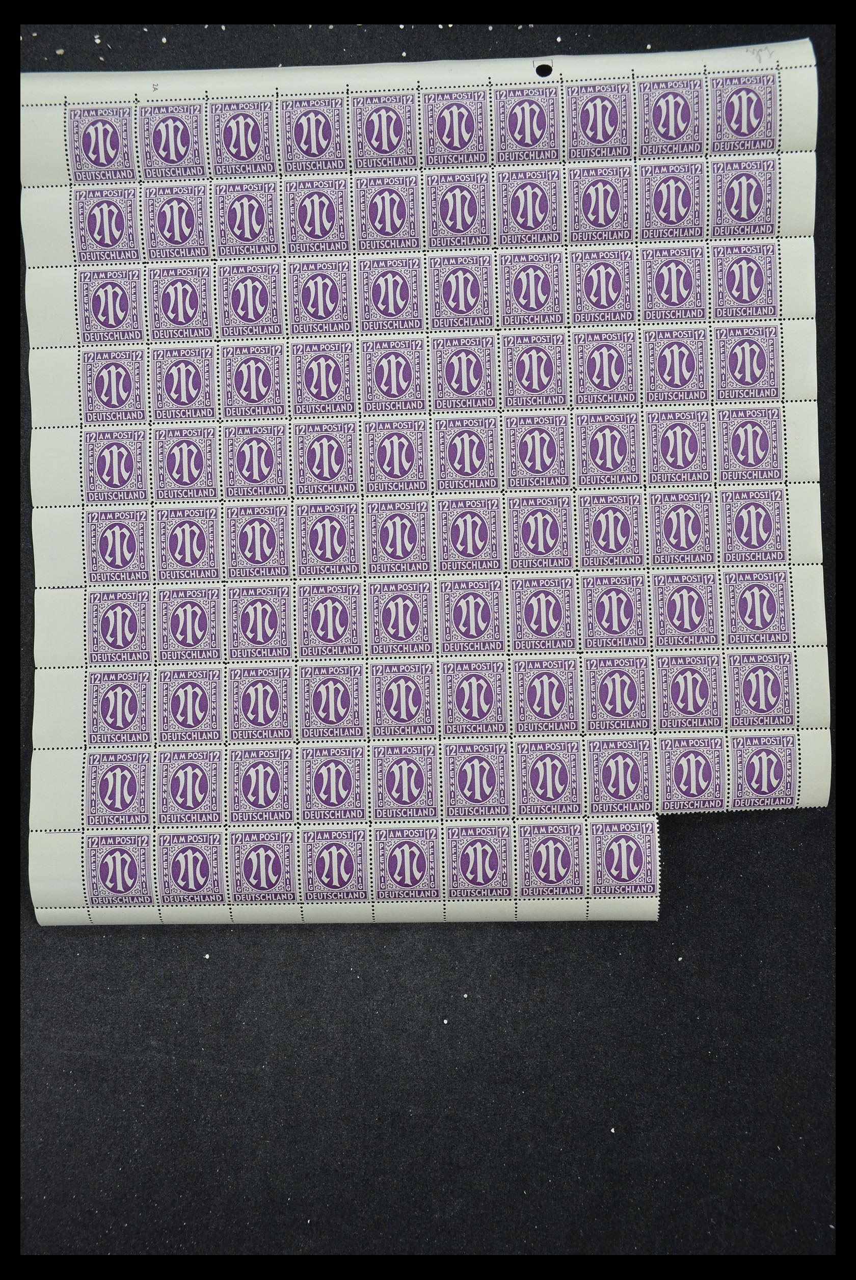 33144 294 - Stamp collection 33144 Germany British-American Zone 1945-1946.