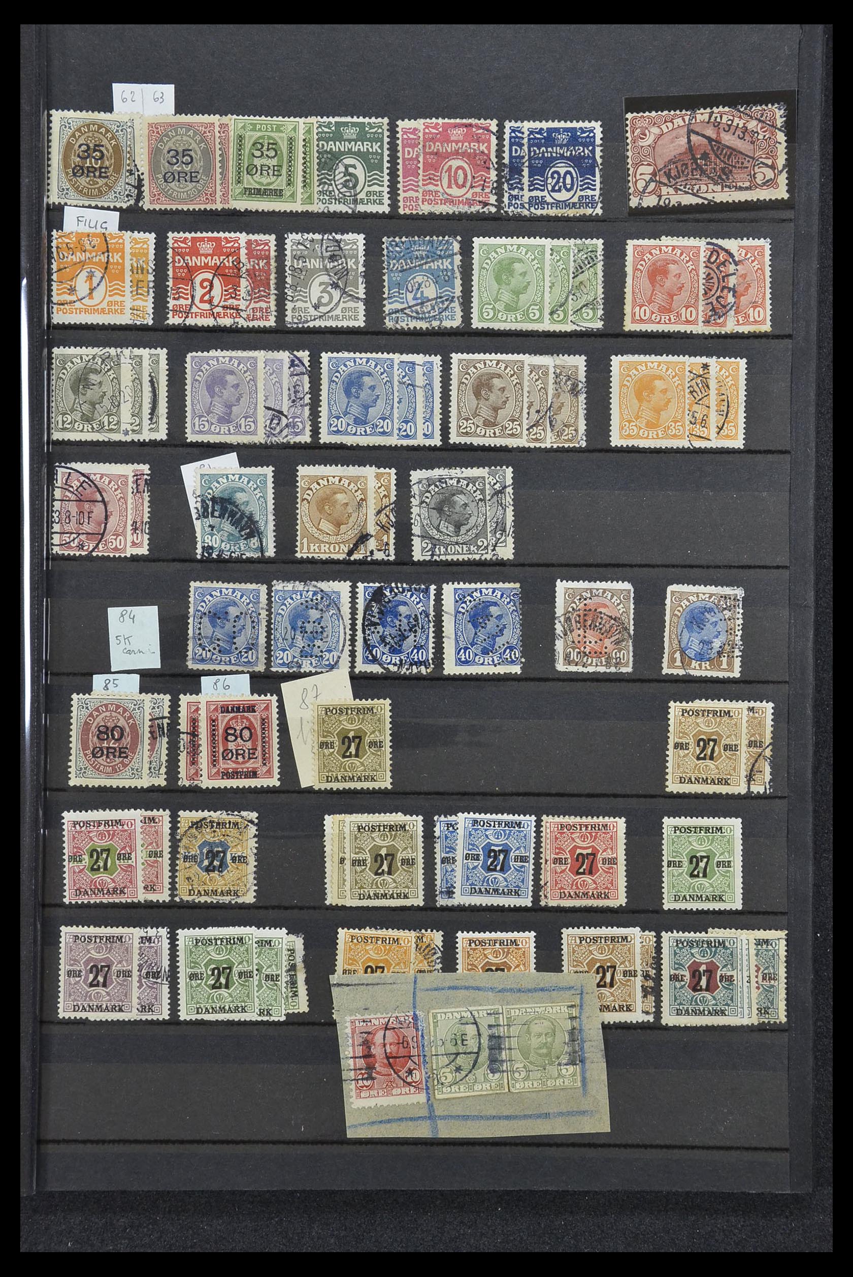 33169 040 - Postzegelverzameling 33169 Denemarken 1851-1995.