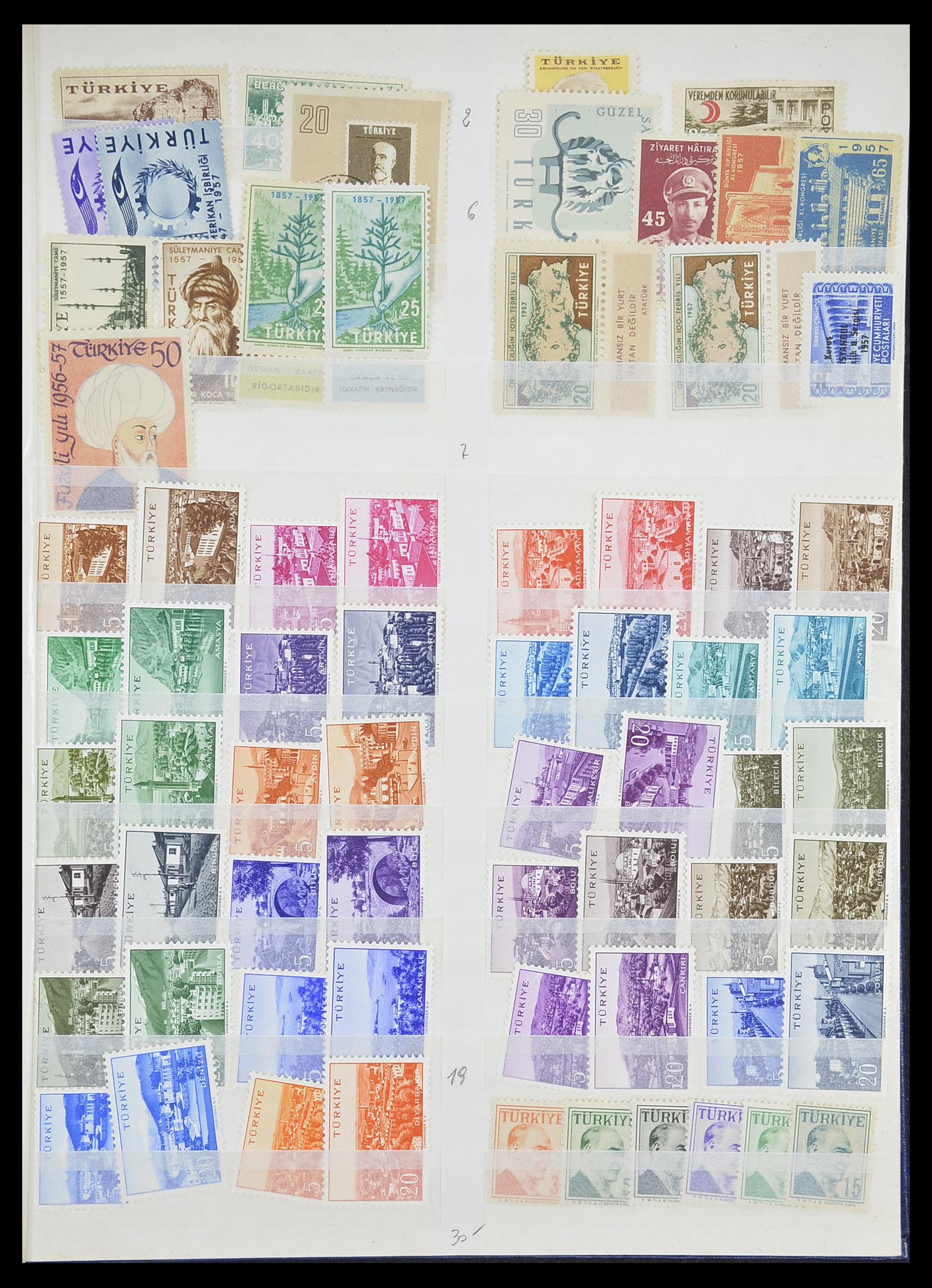 33173 015 - Stamp collection 33173 Turkey 1920-1990.