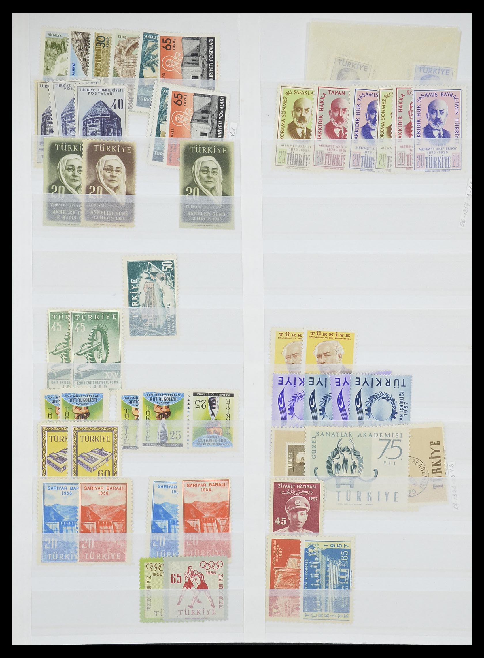 33173 041 - Stamp collection 33173 Turkey 1920-1990.