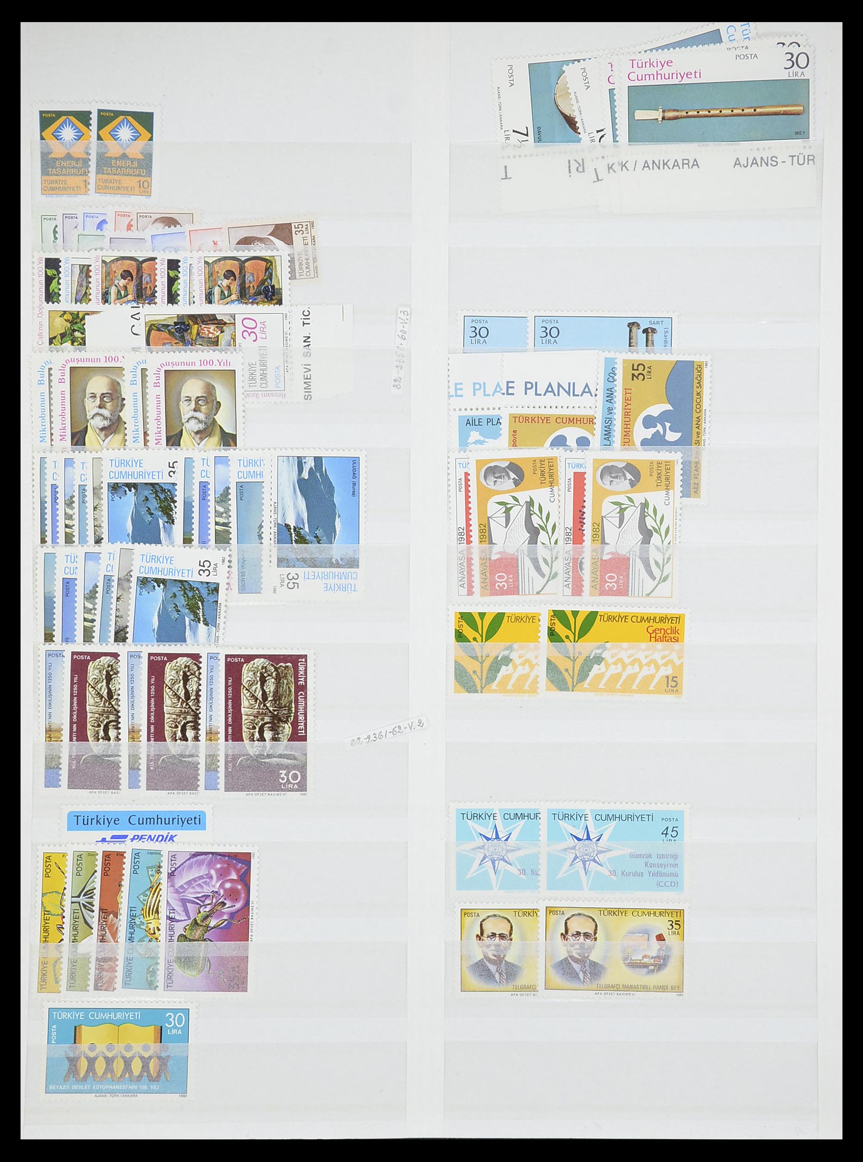 33173 060 - Stamp collection 33173 Turkey 1920-1990.