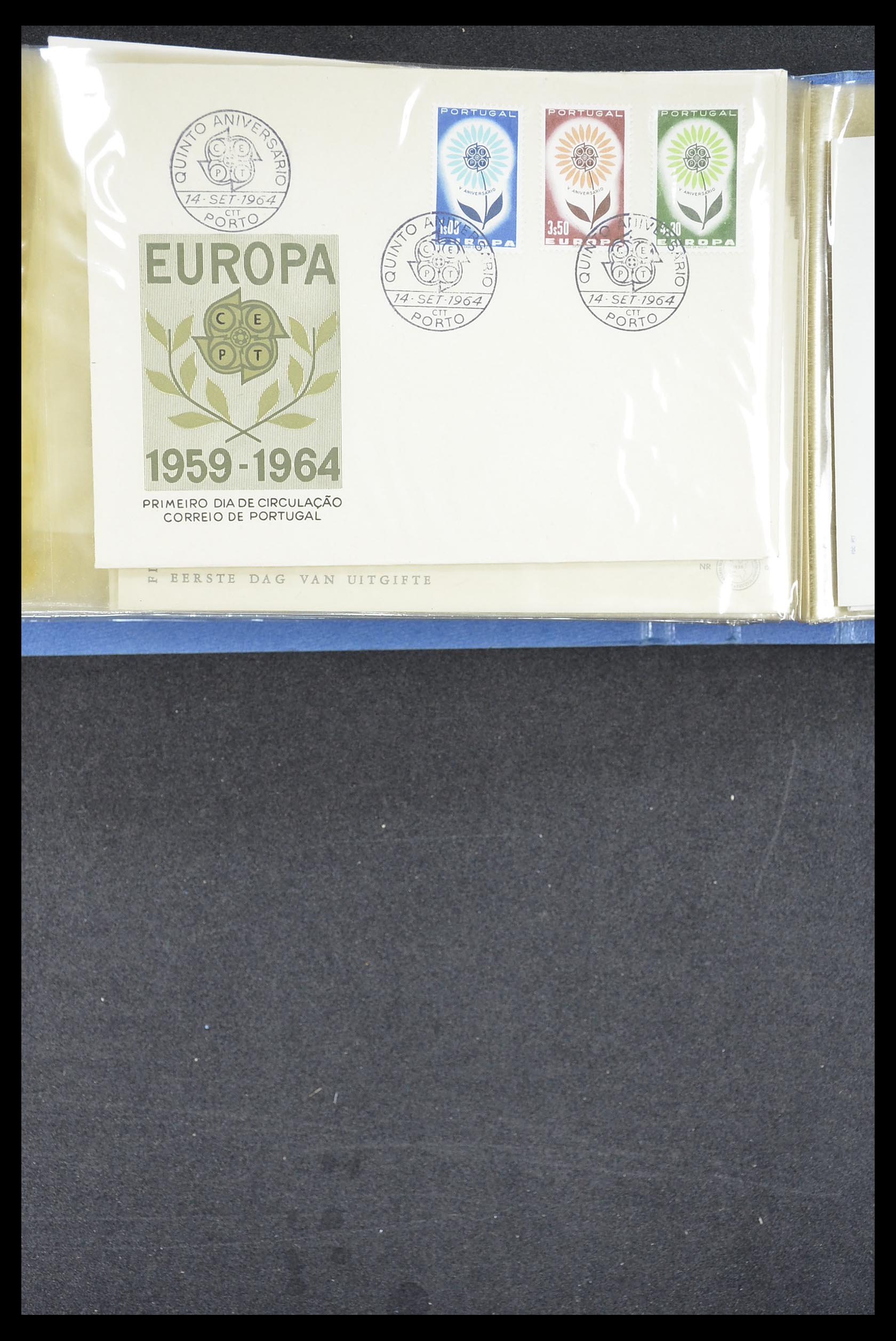 33194 1082 - Postzegelverzameling 33194 Wereld uitzoekdoos 1880-1980.