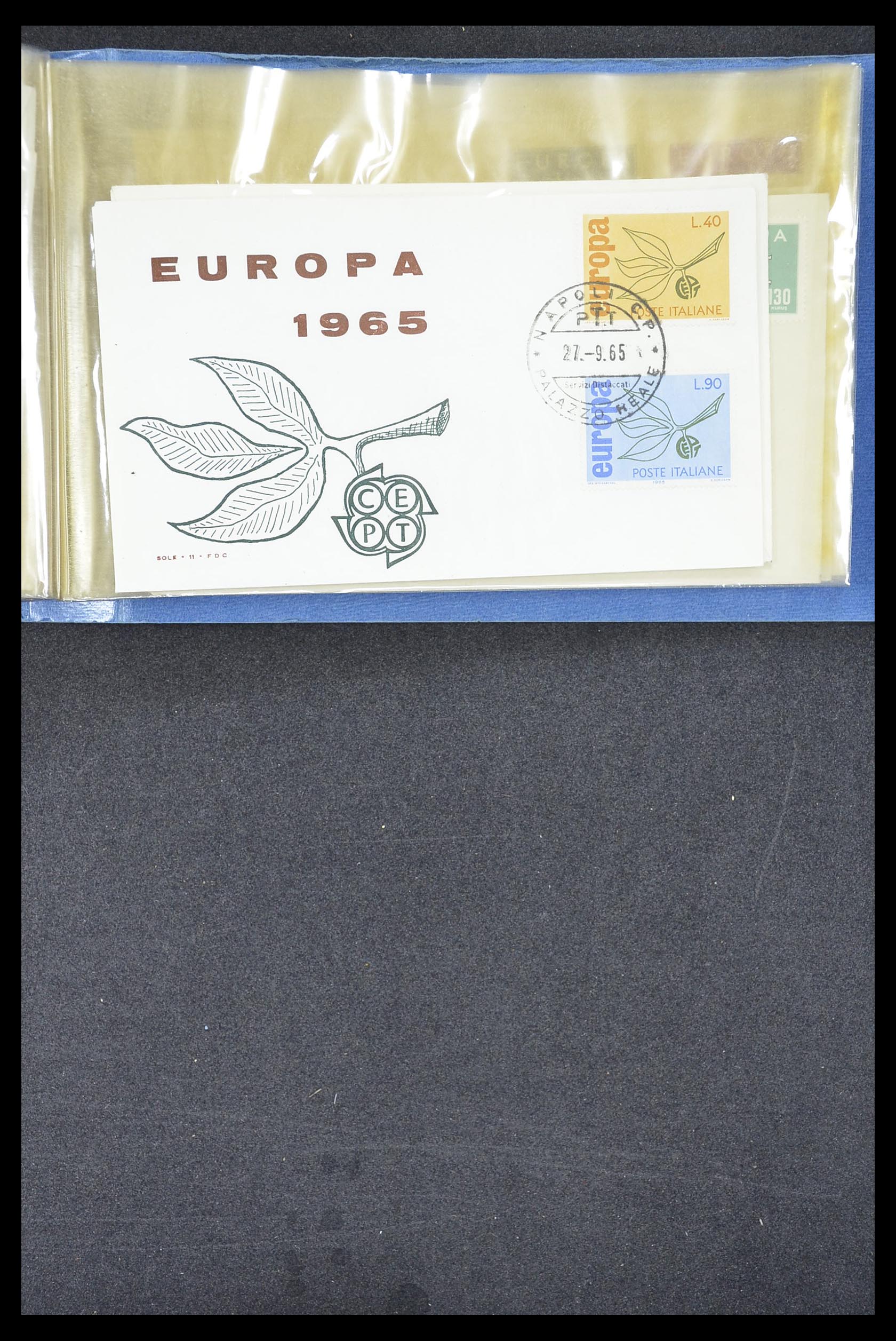 33194 1087 - Postzegelverzameling 33194 Wereld uitzoekdoos 1880-1980.