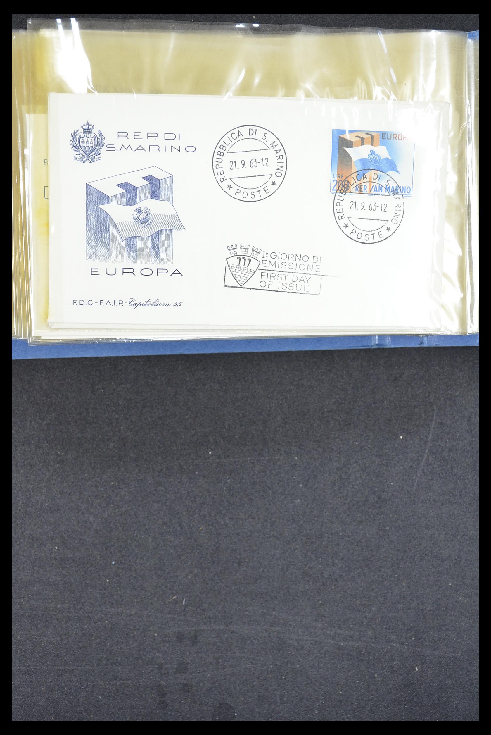 33194 1093 - Postzegelverzameling 33194 Wereld uitzoekdoos 1880-1980.
