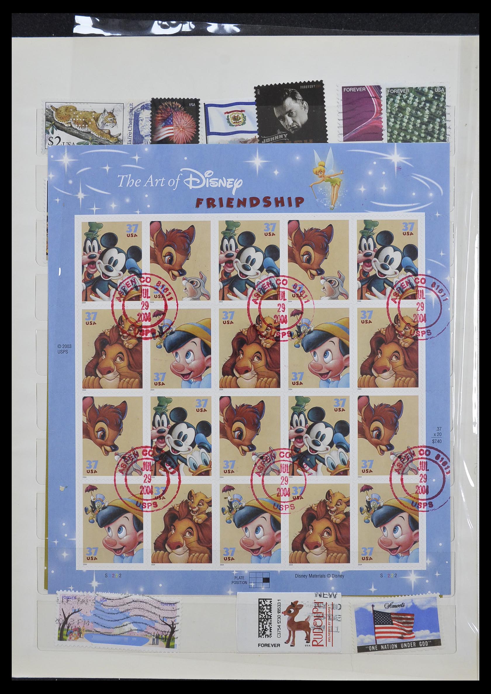 33211 562 - Stamp collection 33211 USA 1847-2010.
