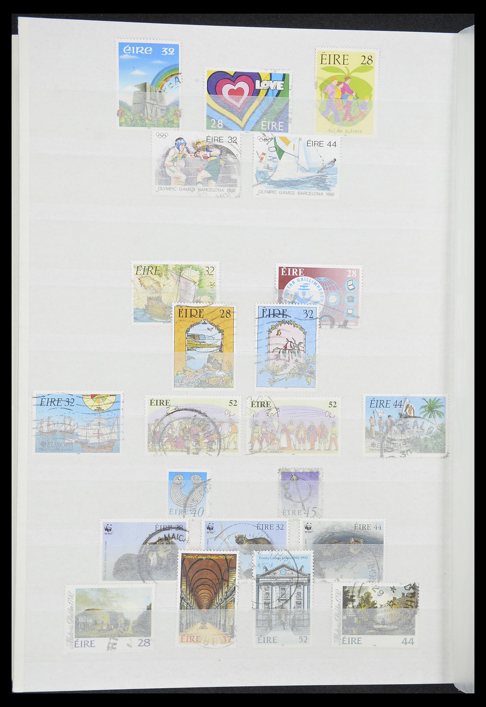 33228 046 - Postzegelverzameling 33228 Ierland 1922-2001.