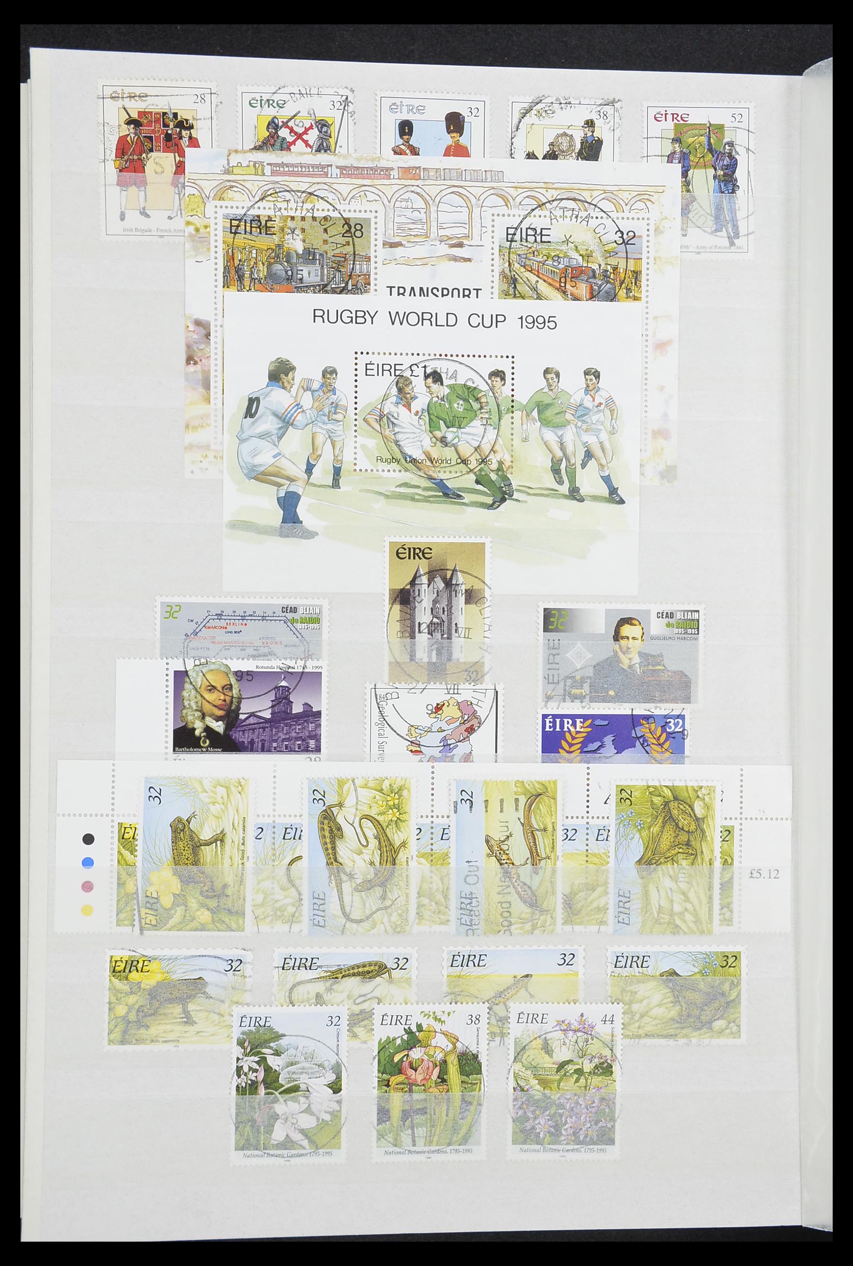 33228 050 - Postzegelverzameling 33228 Ierland 1922-2001.